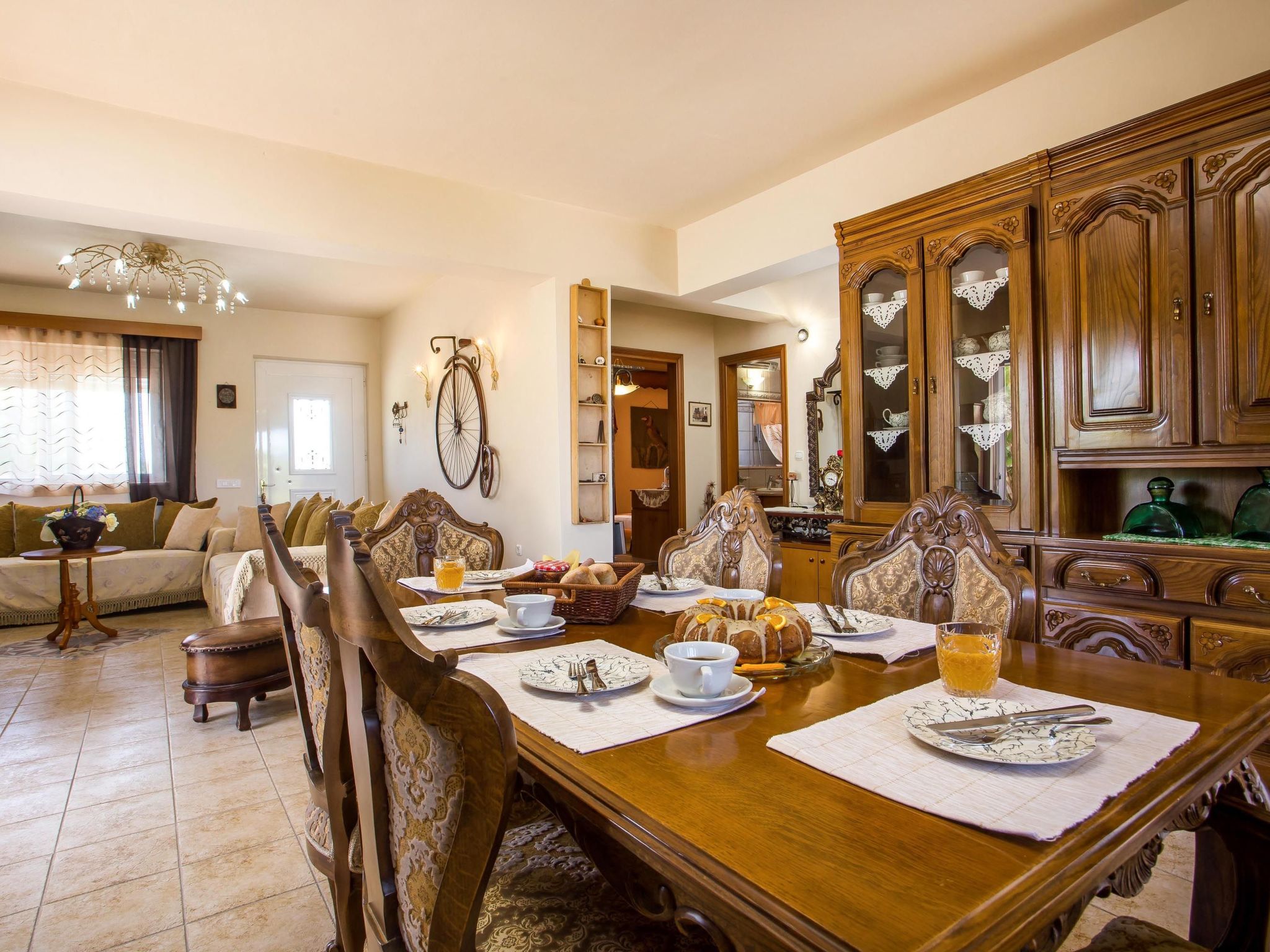 Villa "Laylande House" mit Bergblick-Image-tags.info