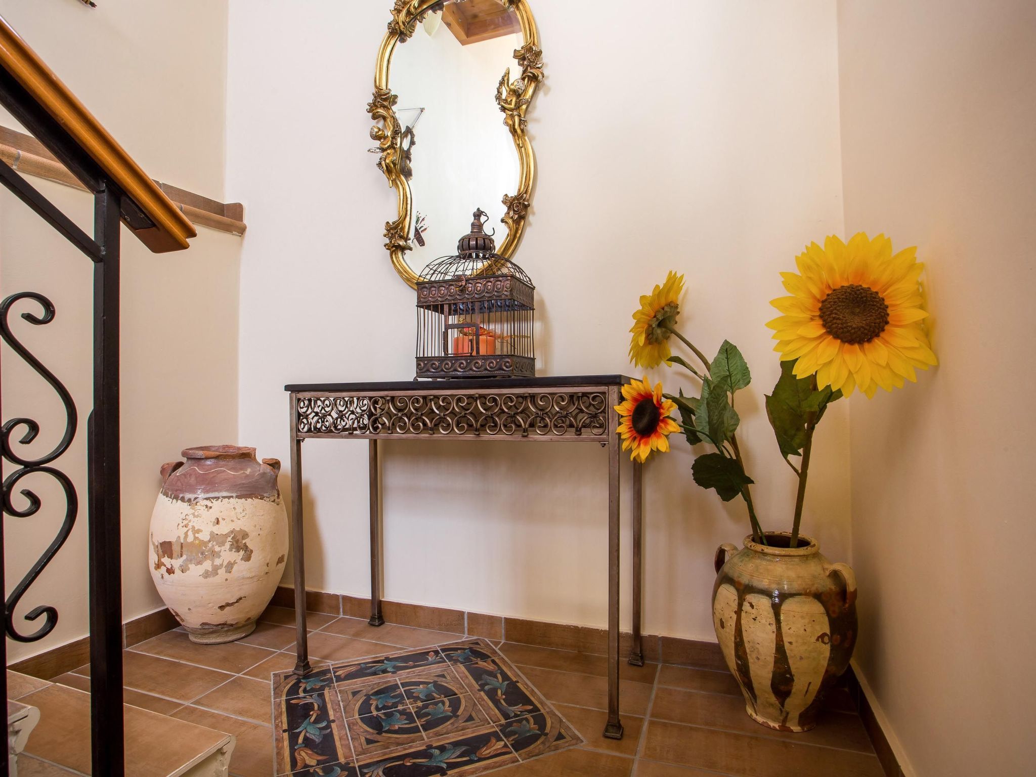 Villa "Laylande House" mit Bergblick-Image-tags.info