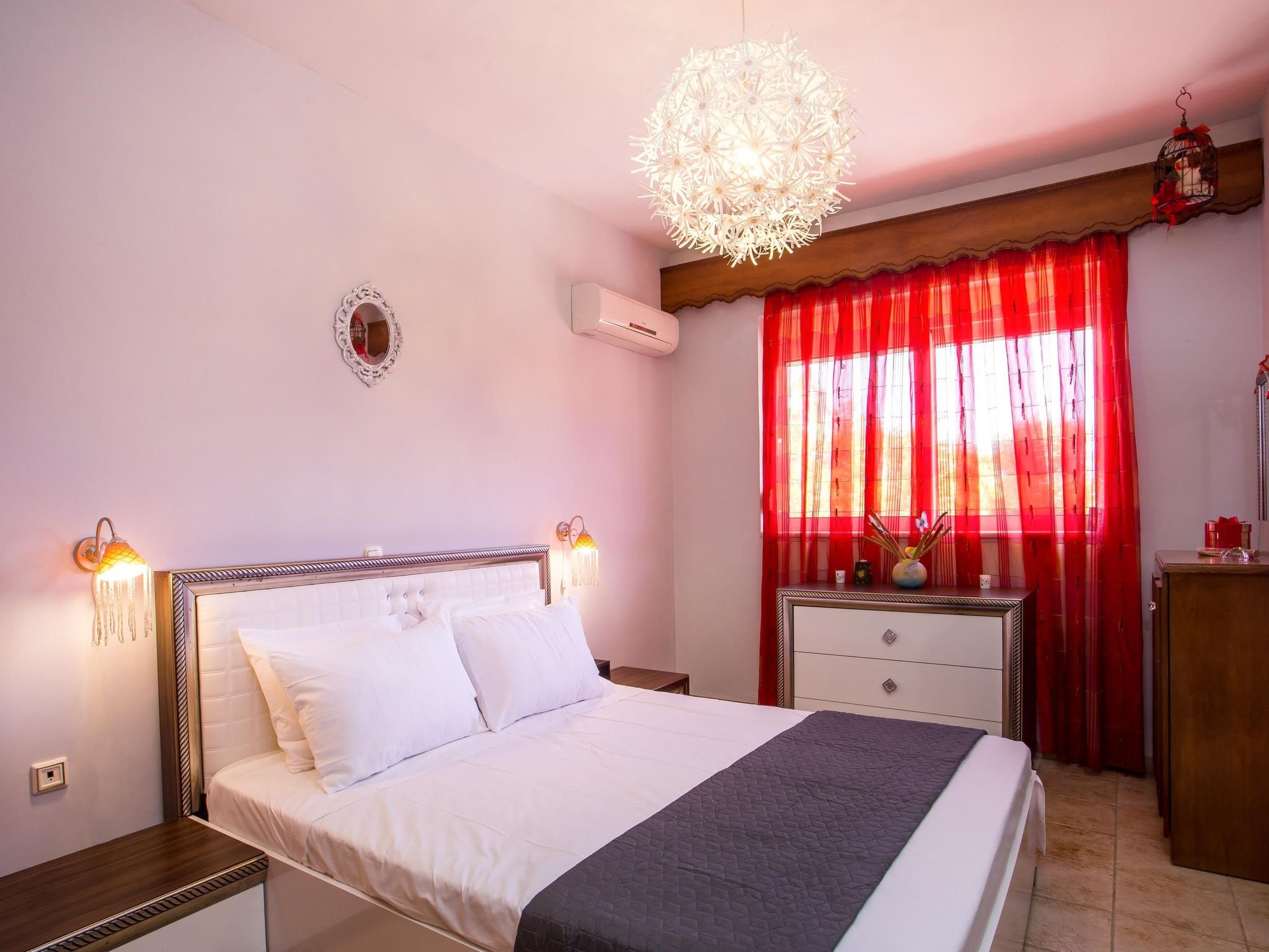 Villa "Laylande House" mit Bergblick-Image-tags.info