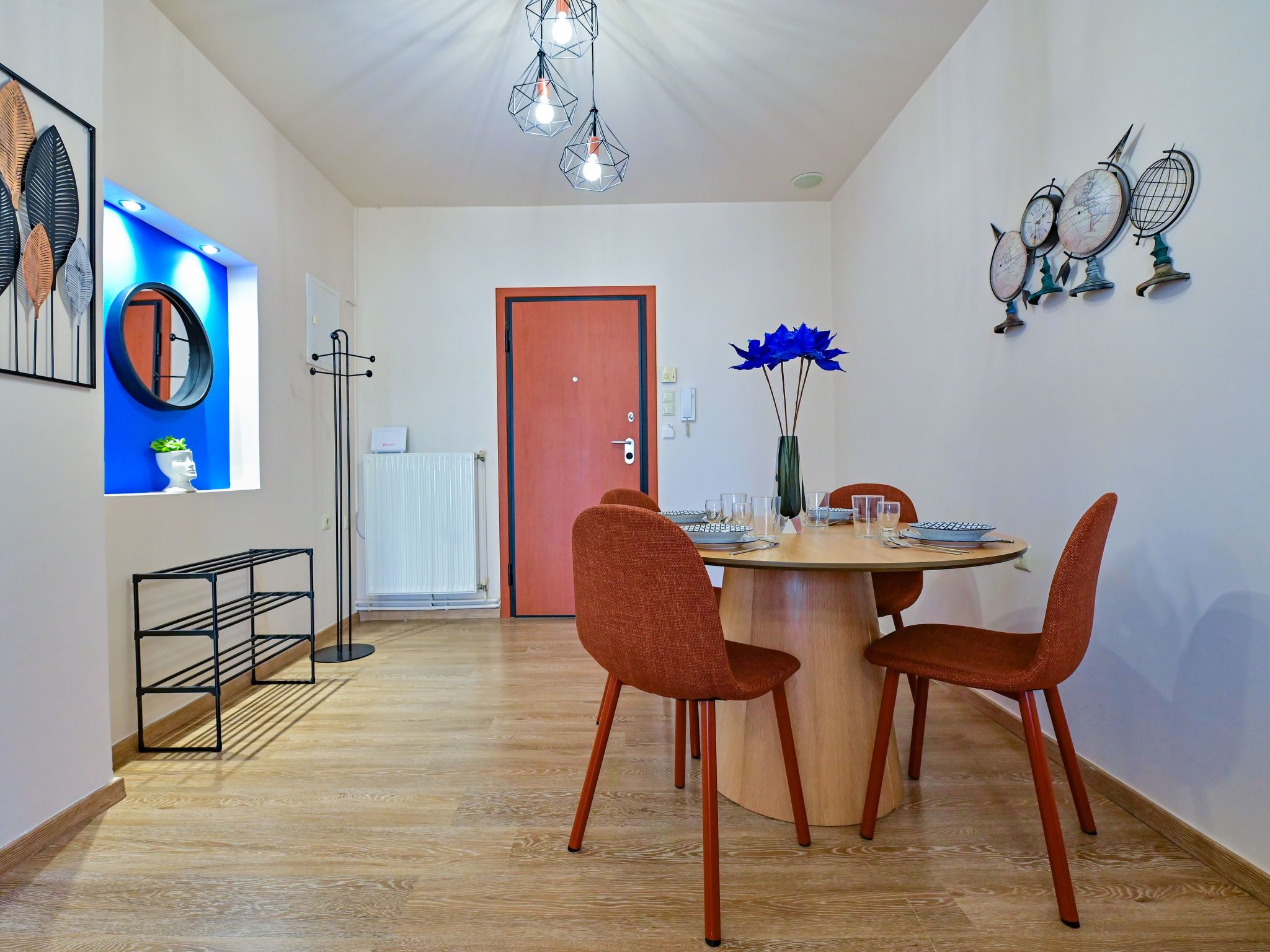 Royal Blue Central House "by Checkin"-Binnen