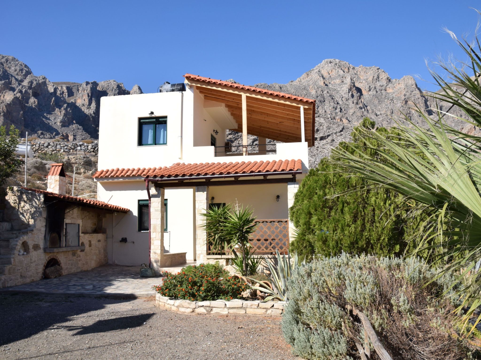 Villa mit 3 Schlafzimmern in einem abgelegenen Dorf