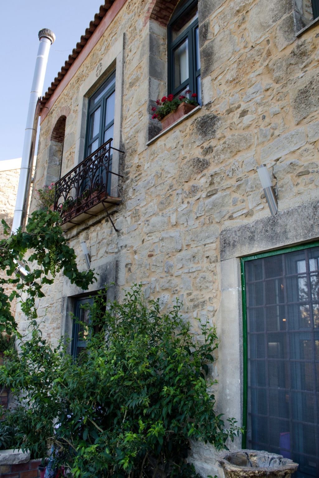 Photo of Villa Elborgini in den Außenbezirken von Heraklion