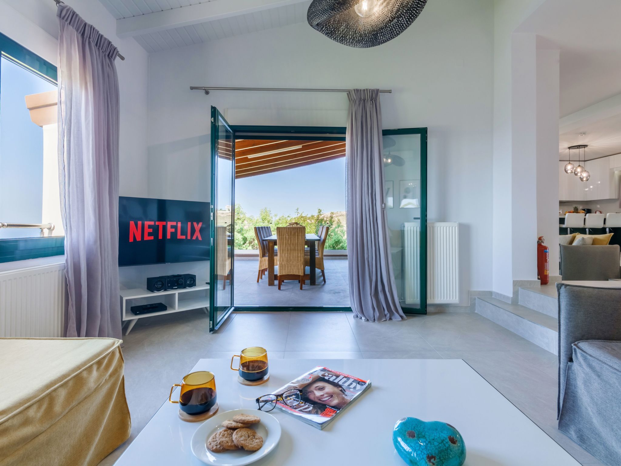 Ferienvilla mit privatem Pool-Dedans