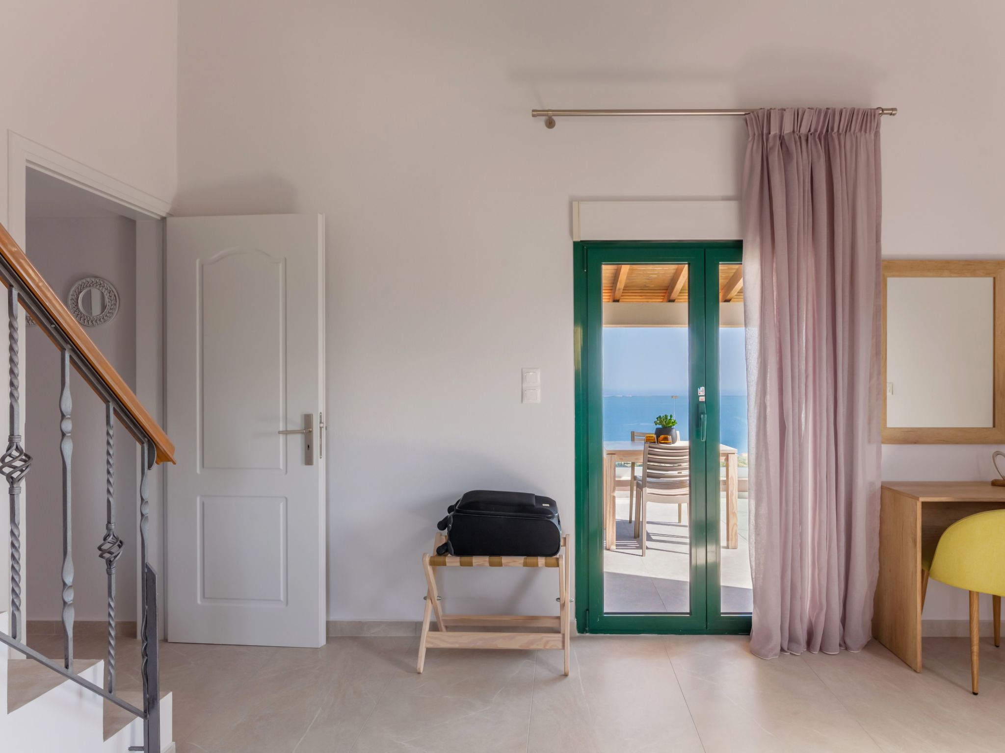 Ferienvilla mit privatem Pool-Dedans