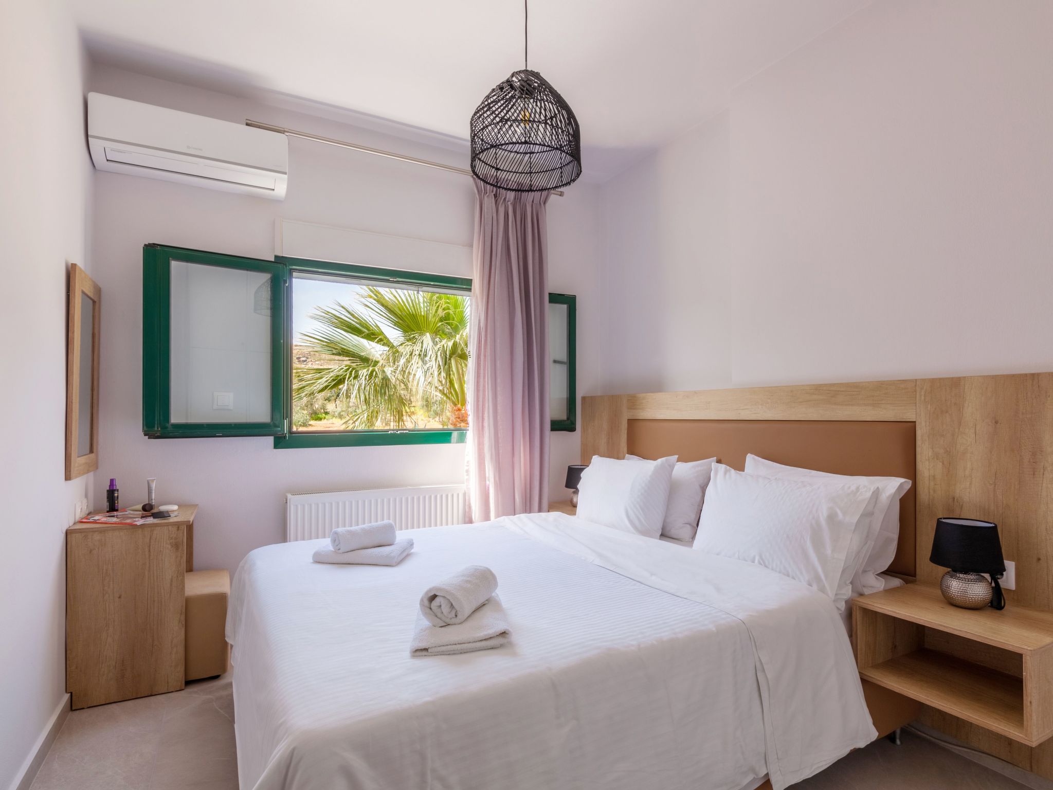 Ferienvilla mit privatem Pool-Dedans