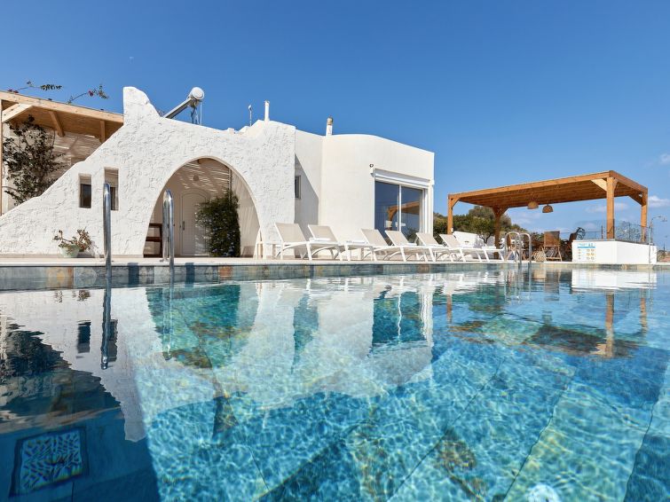 Villa Elena mit privatem beheiztem Schwimmbad in Agia Pelagia