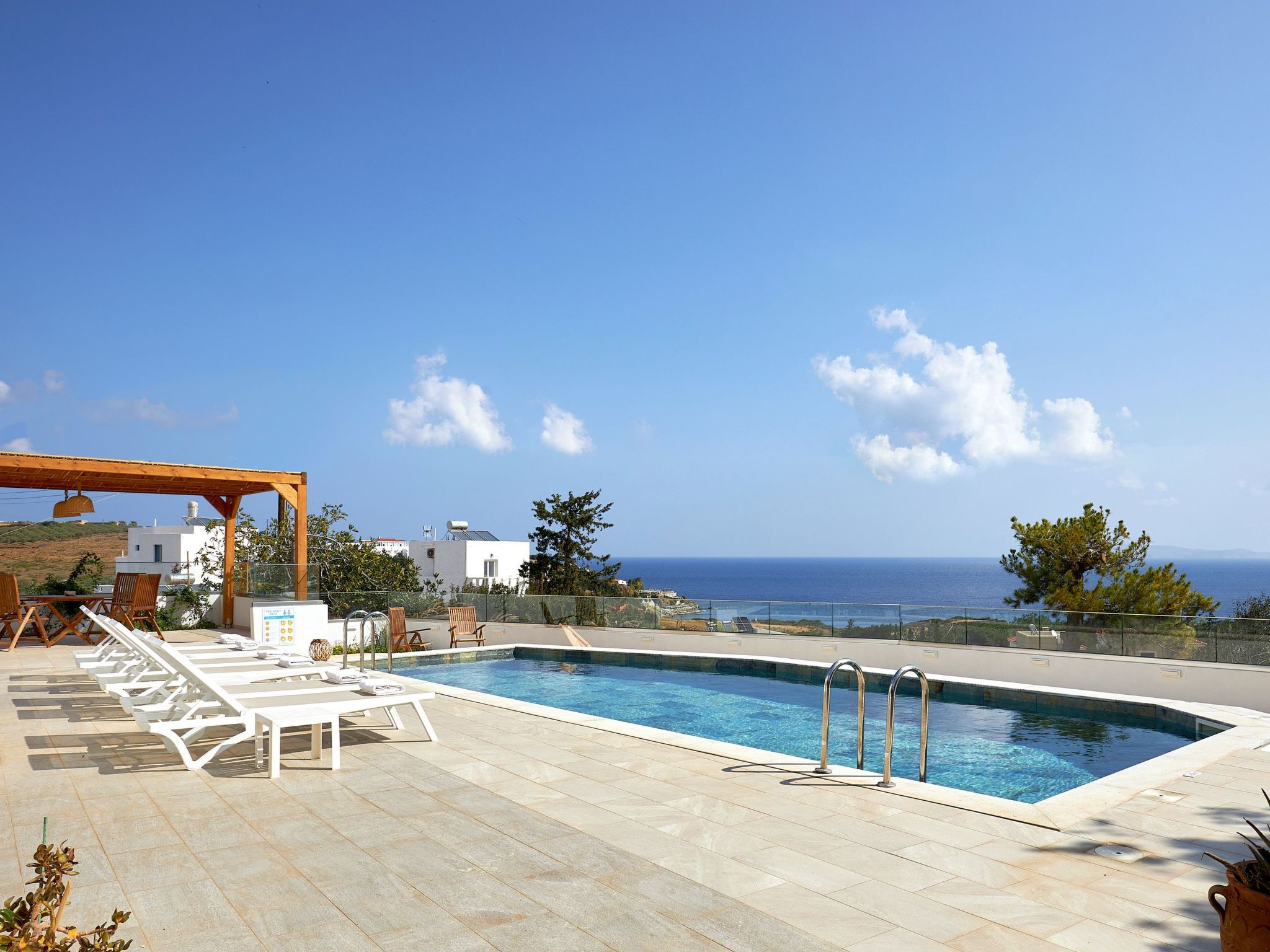 Villa Elena mit privatem beheiztem Schwimmbad-Dehors