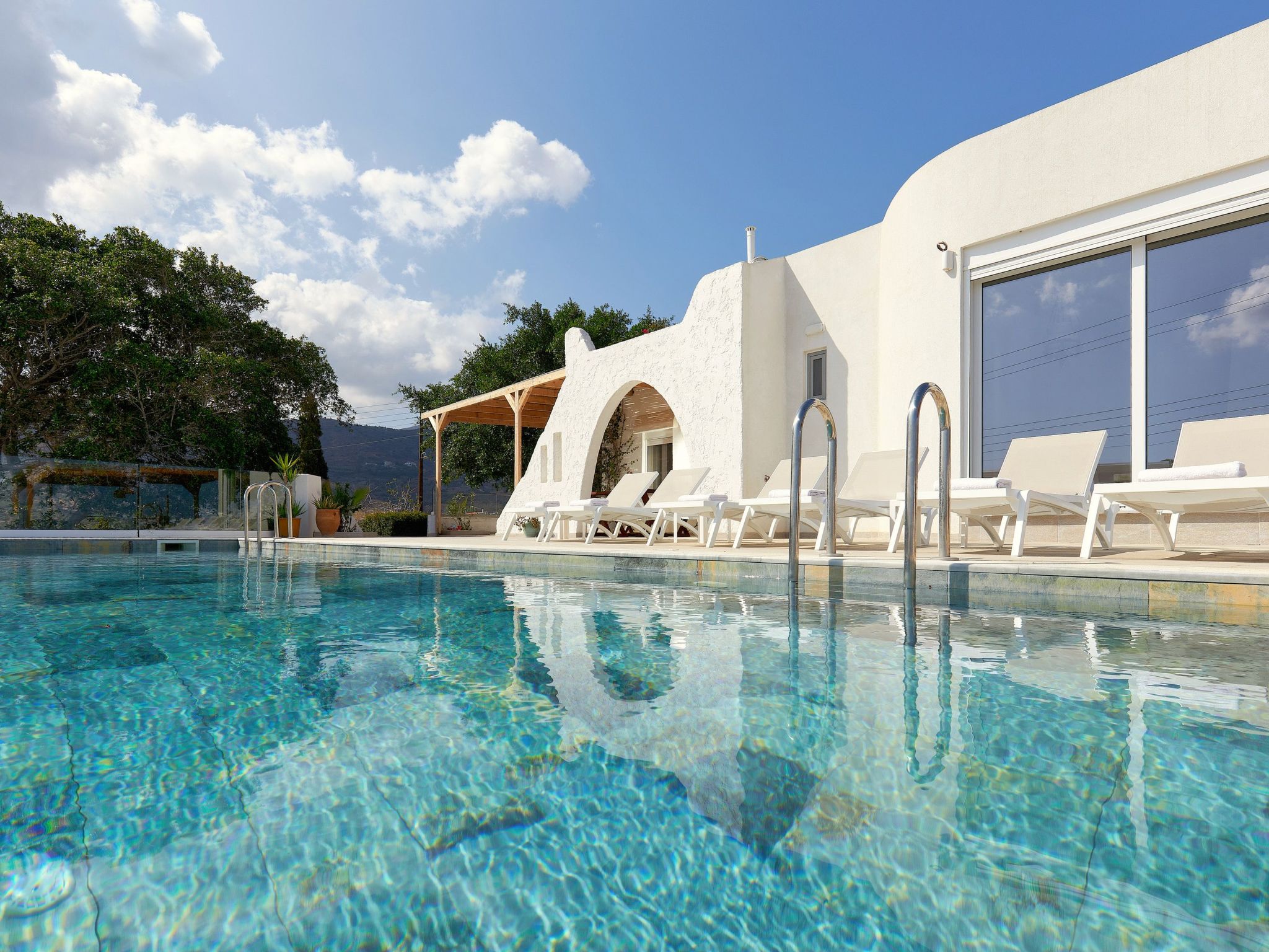 Villa Elena mit privatem beheiztem Schwimmbad