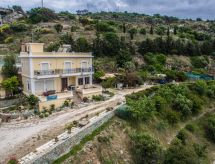 Ruim vakantiehuis voor 8 personen met privézwembad nabij Agia Pelagia - thumbnail 2