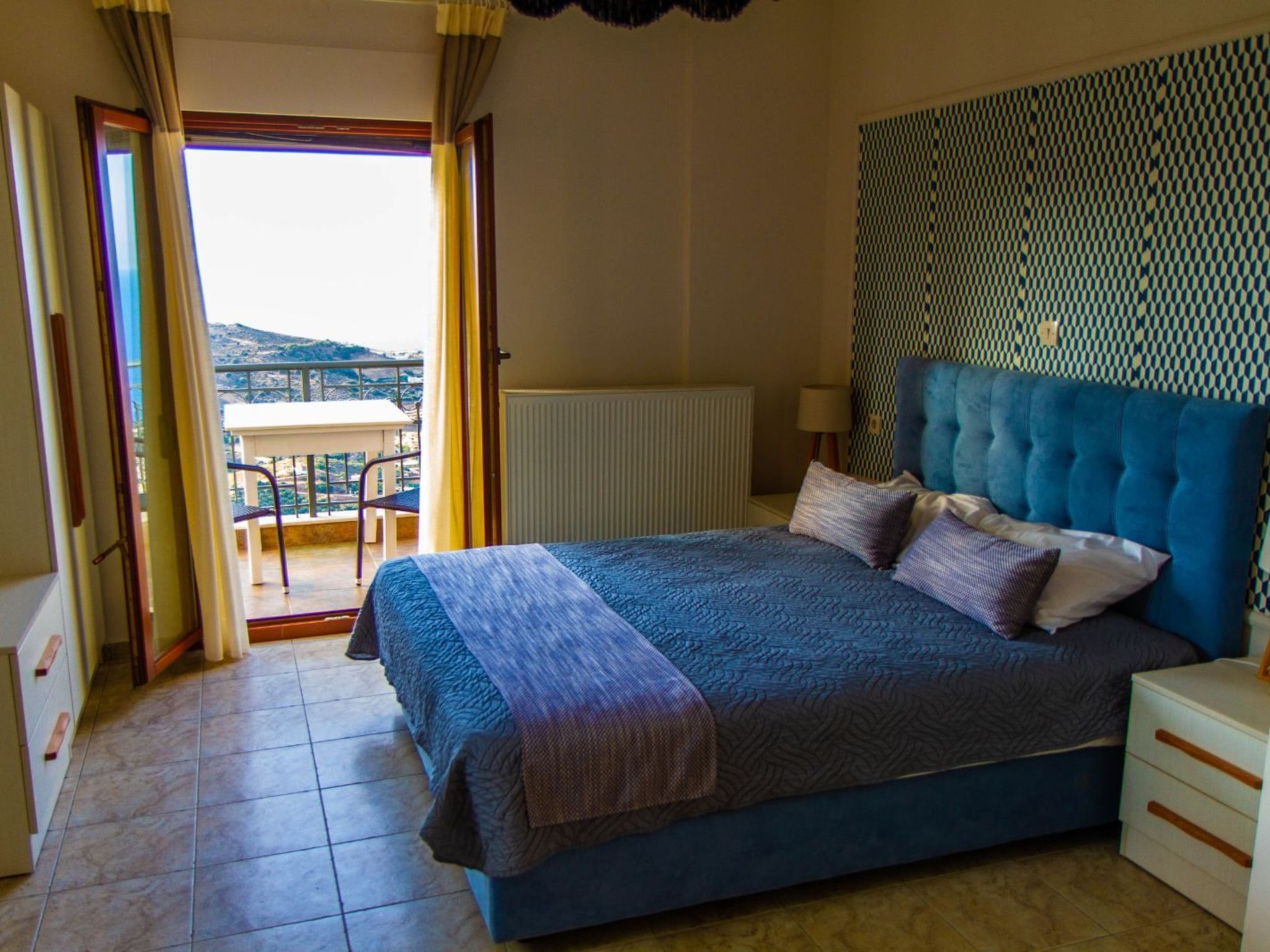 Für 8 Personen in Agia Pelagia, Kreta-Dedans