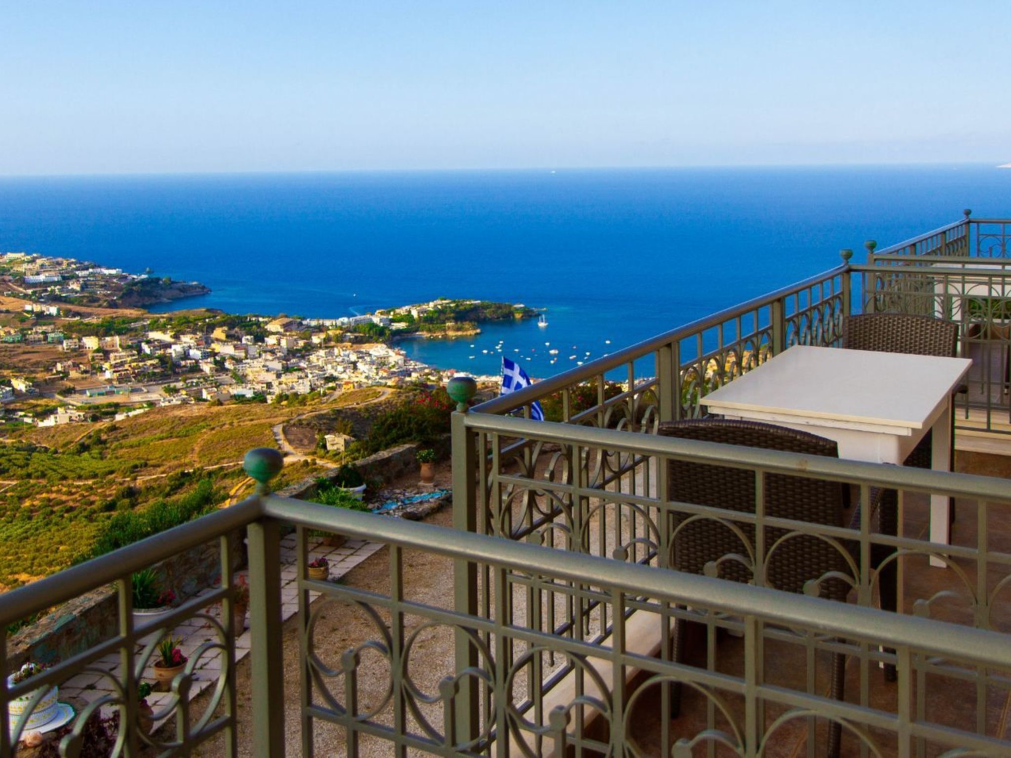 Für 8 Personen in Agia Pelagia, Kreta-Dedans