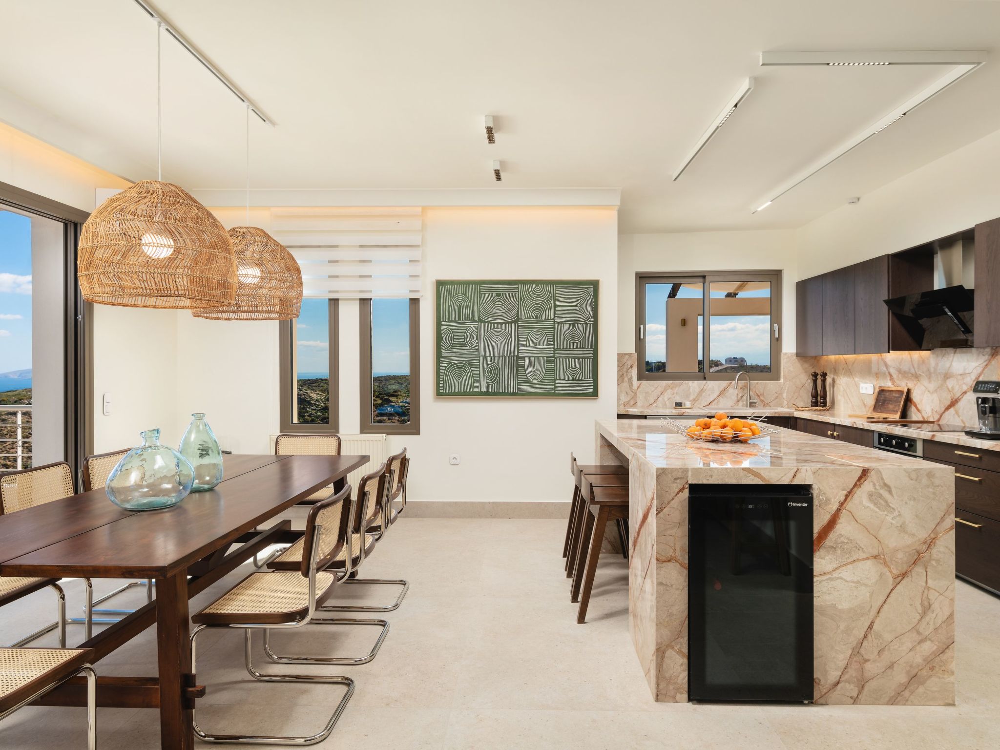 Luxuriöses Anwesen mit Meerblick und beheiztem Infinity-Pool-Dedans