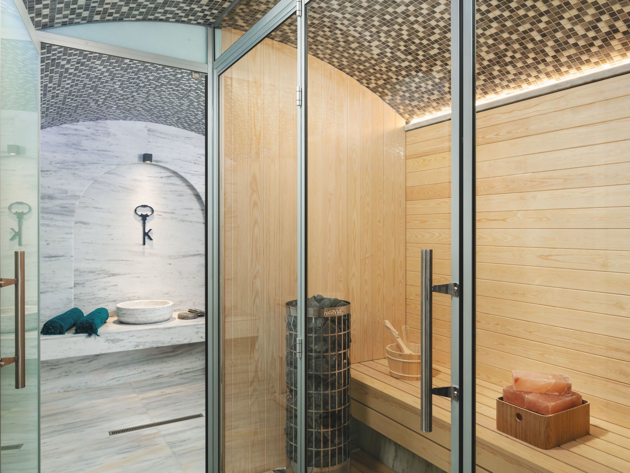 Luxuriöses Anwesen mit Meerblick und beheiztem Infinity-Pool-Dedans