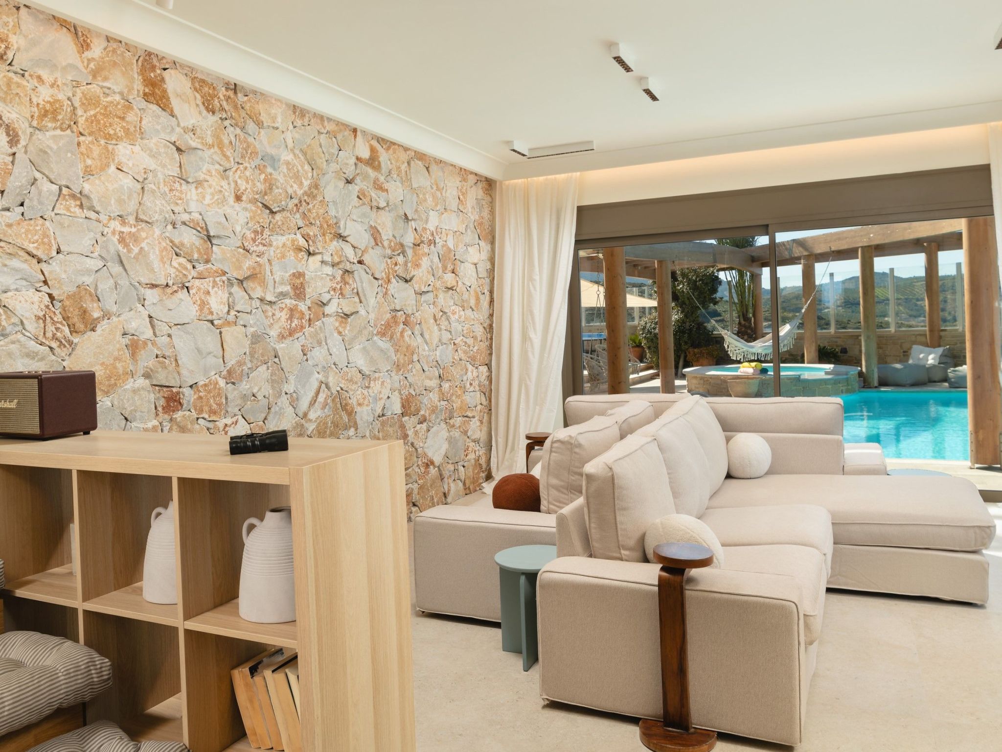 Luxuriöses Anwesen mit Meerblick und beheiztem Infinity-Pool-Image-tags.info