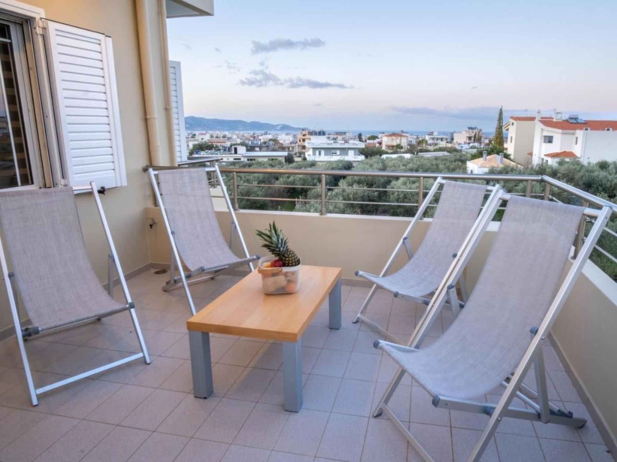 Haus in Agii Theodori mit privatem Pool und Panoramablick