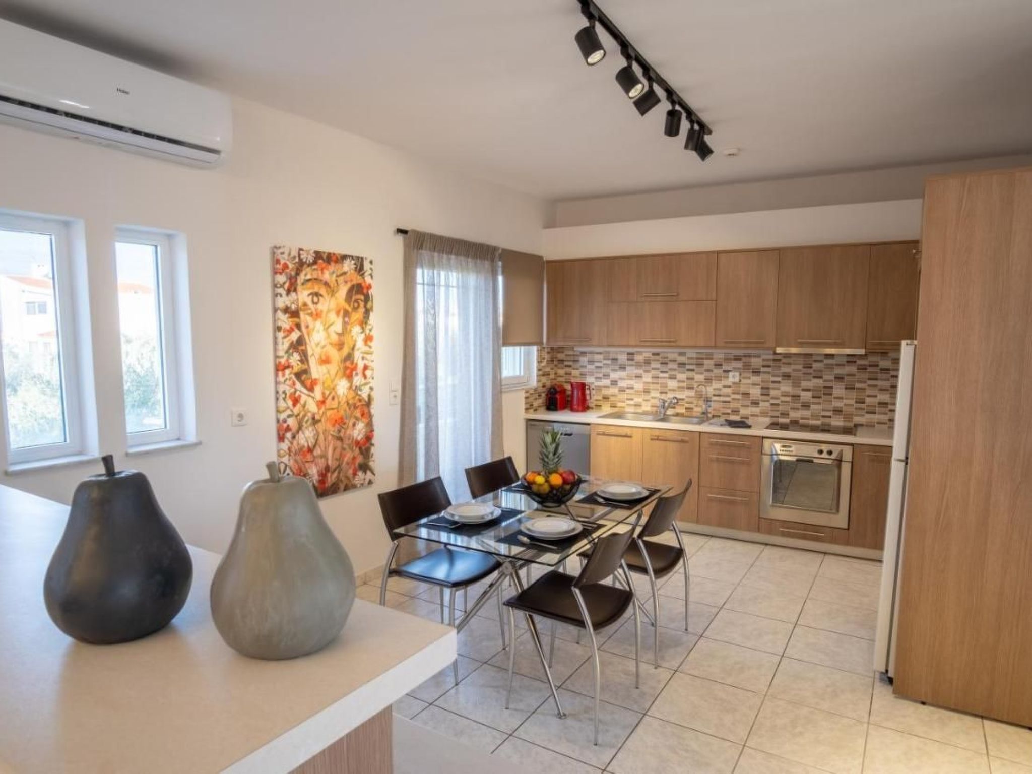 Haus in Agii Theodori mit privatem Pool und Panoramablick-Drinnen