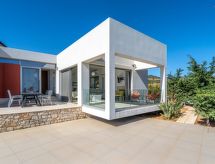Villa Kallia: Luxe Vrijstaande Bungalow met Infinity Pool nabij Zee - thumbnail 2