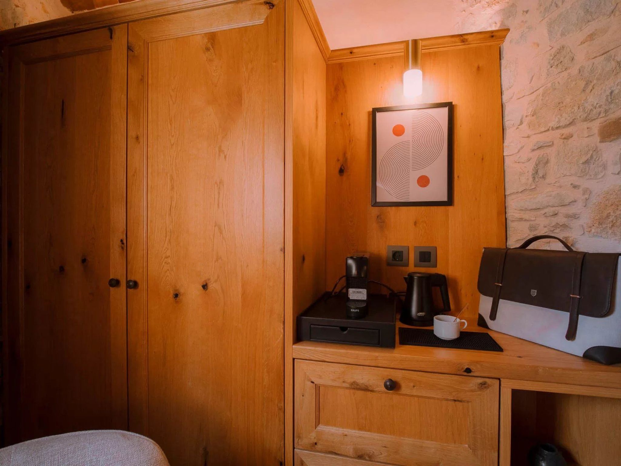 Santa Veneranda bei Checkin Axiri — Kitchen / Dining Room (3 of 8)