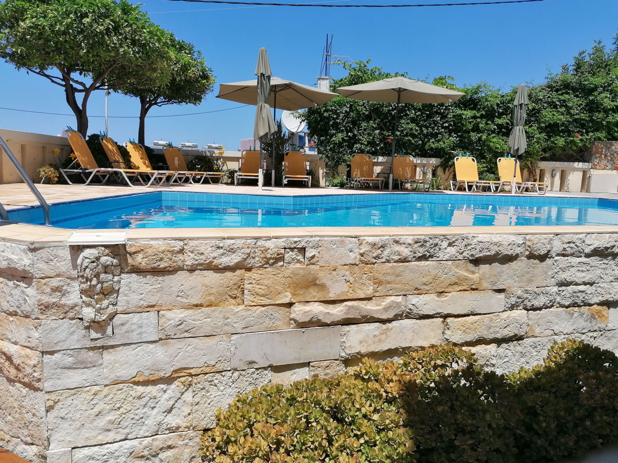 Wohnung "Terrasse am Pool" — Pool Outdoor (4 of 17)