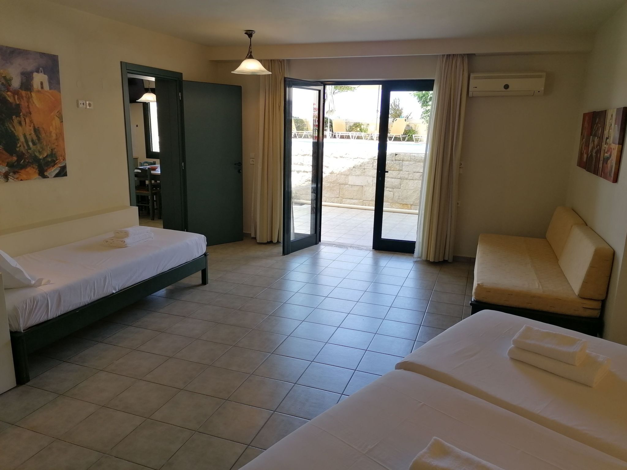 Wohnung "Terrasse am Pool"-Binnen