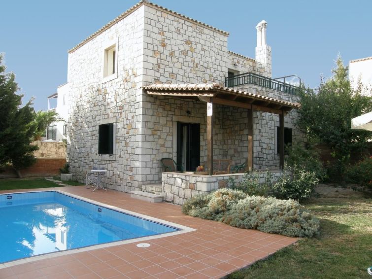 Vakantiehuis met open haard en privézwembad in Agios Myronas · 4 pers.