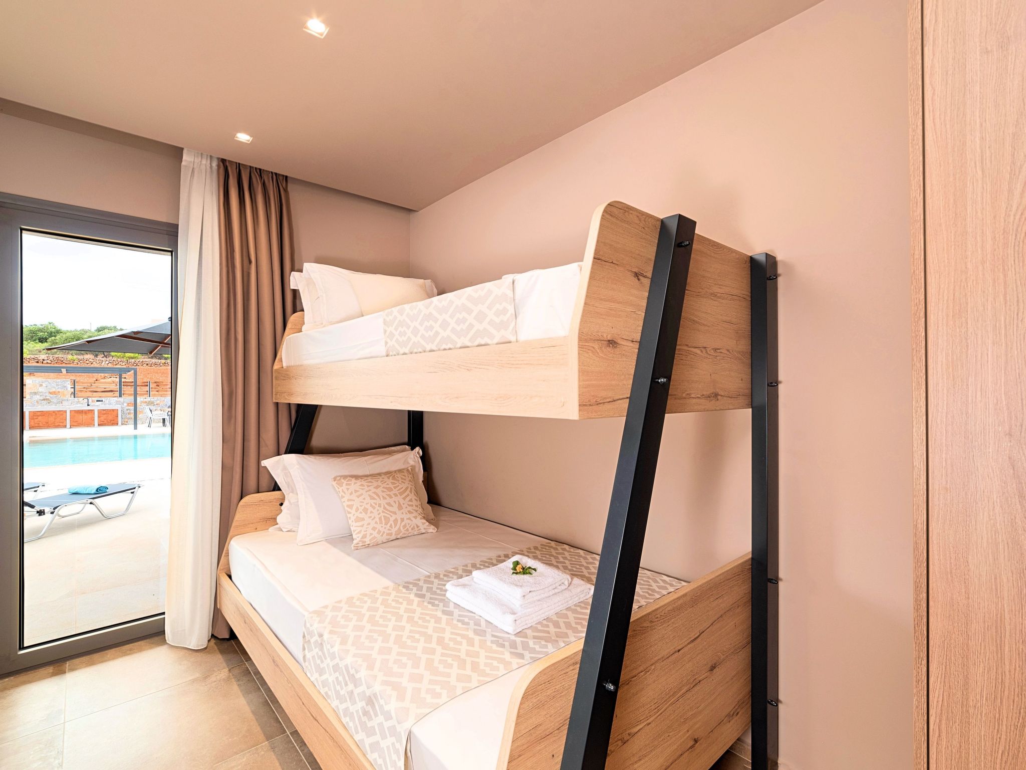 Für 22 Personen in Sisi, Kreta (Ost-Kreta)-Image-tags.info