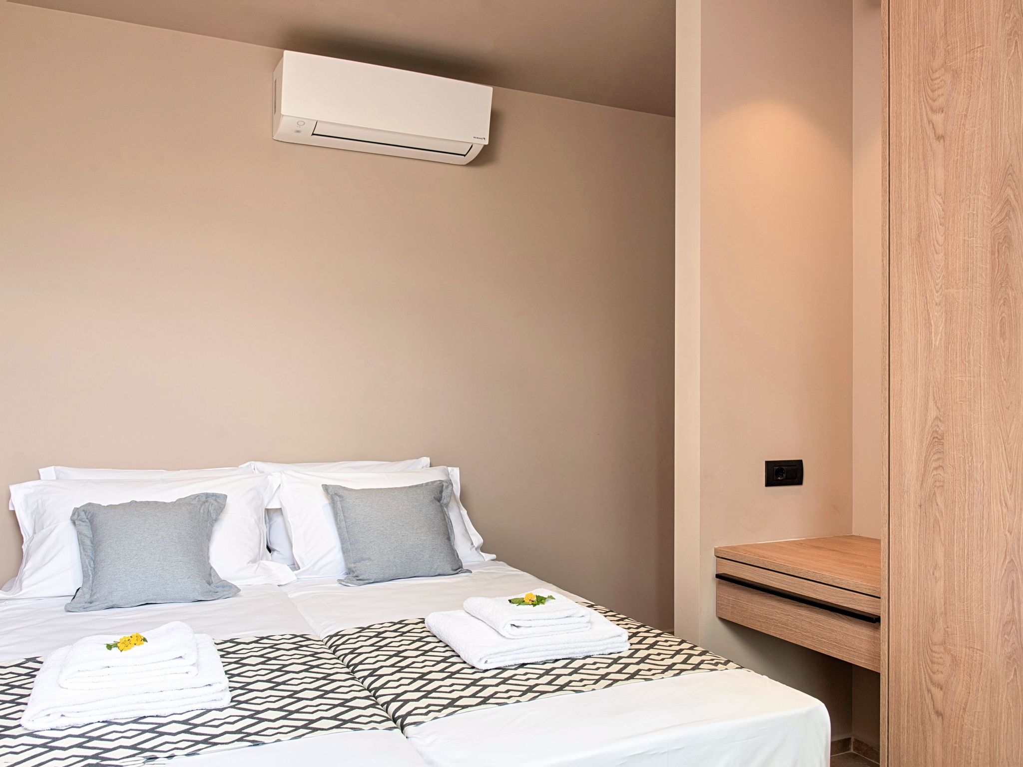 Für 22 Personen in Sisi, Kreta (Ost-Kreta)-Image-tags.info