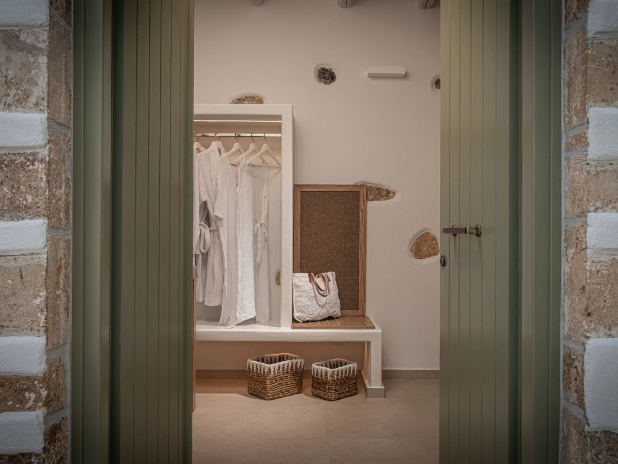 Mint Villa "by Checkin"-Binnen