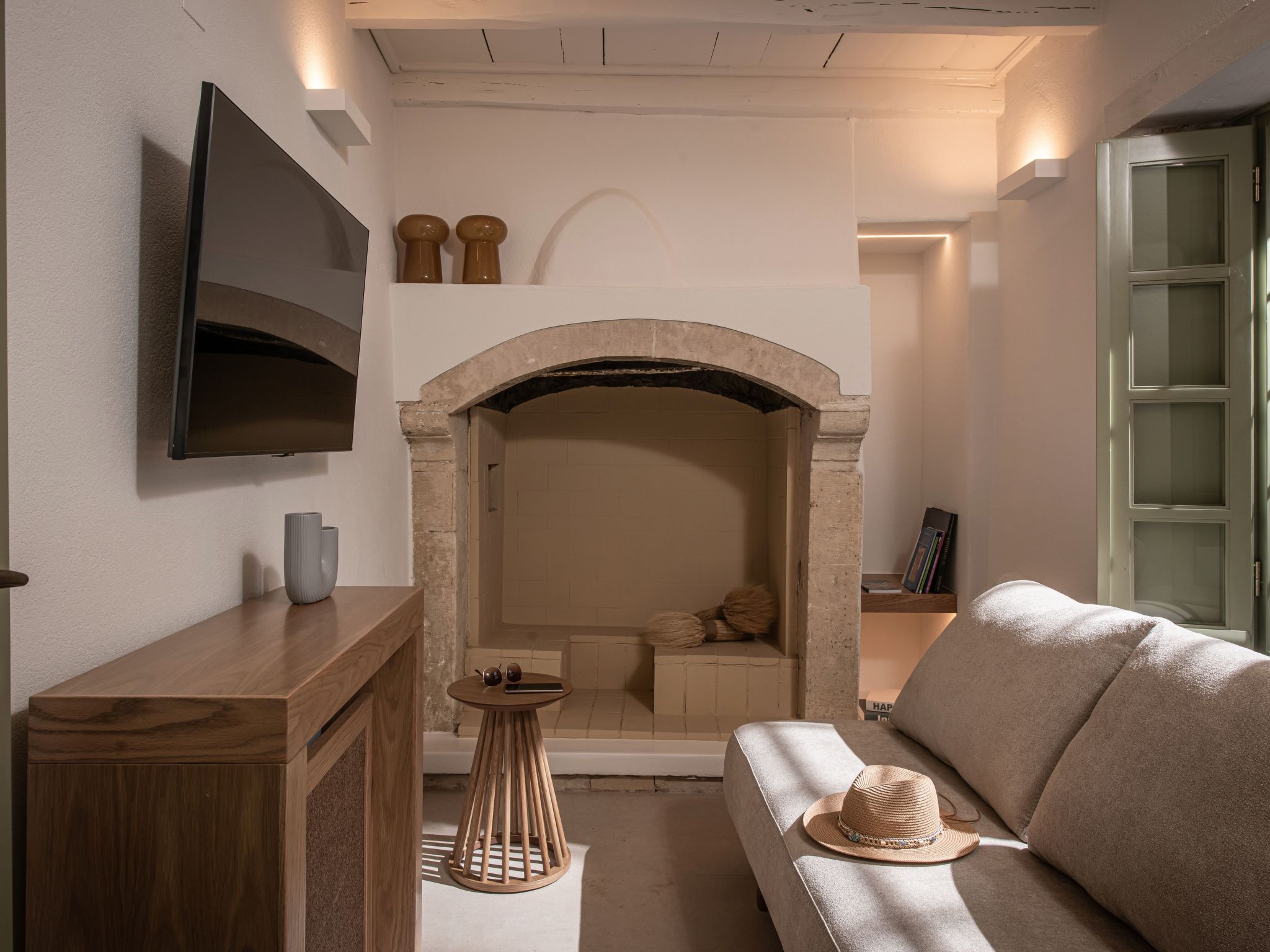 Mint Villa "by Checkin"-Binnen