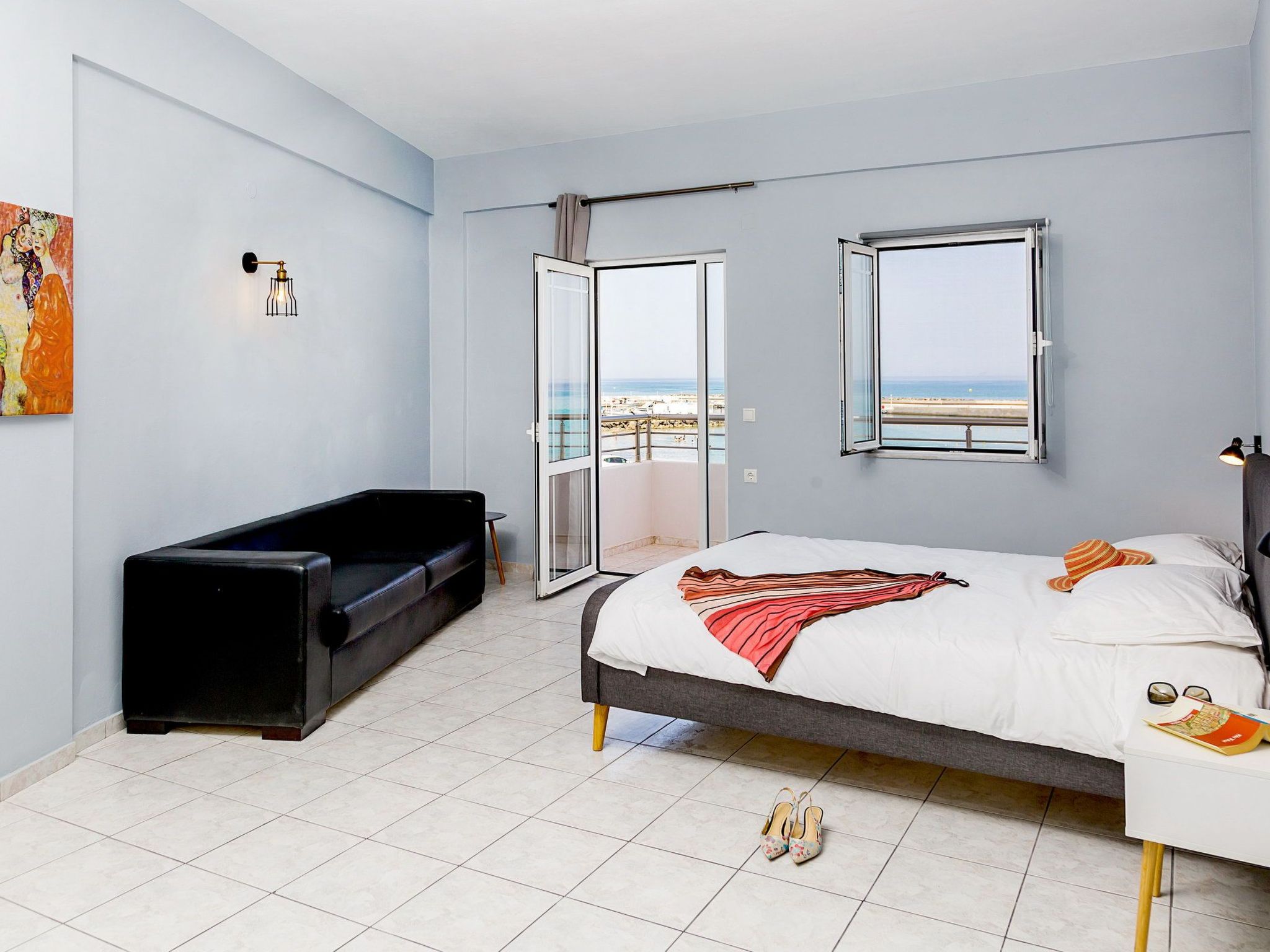 Wohnung in Kato Gouves mit Parkplatz, Blick auf den Sonnenuntergang