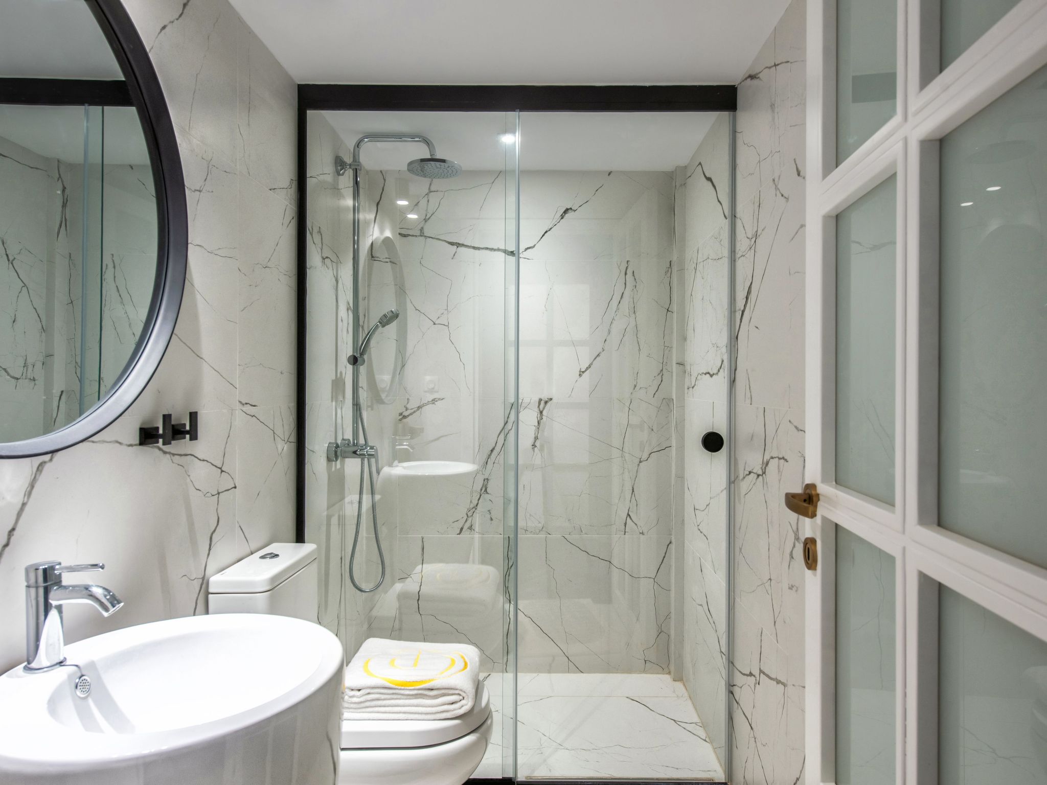 Luxuriös gestaltete Villa mit privatem Pool