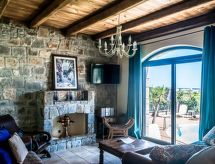 Niriides Villas_ Liagori_ 2-Schlafzimmer privater Pool
