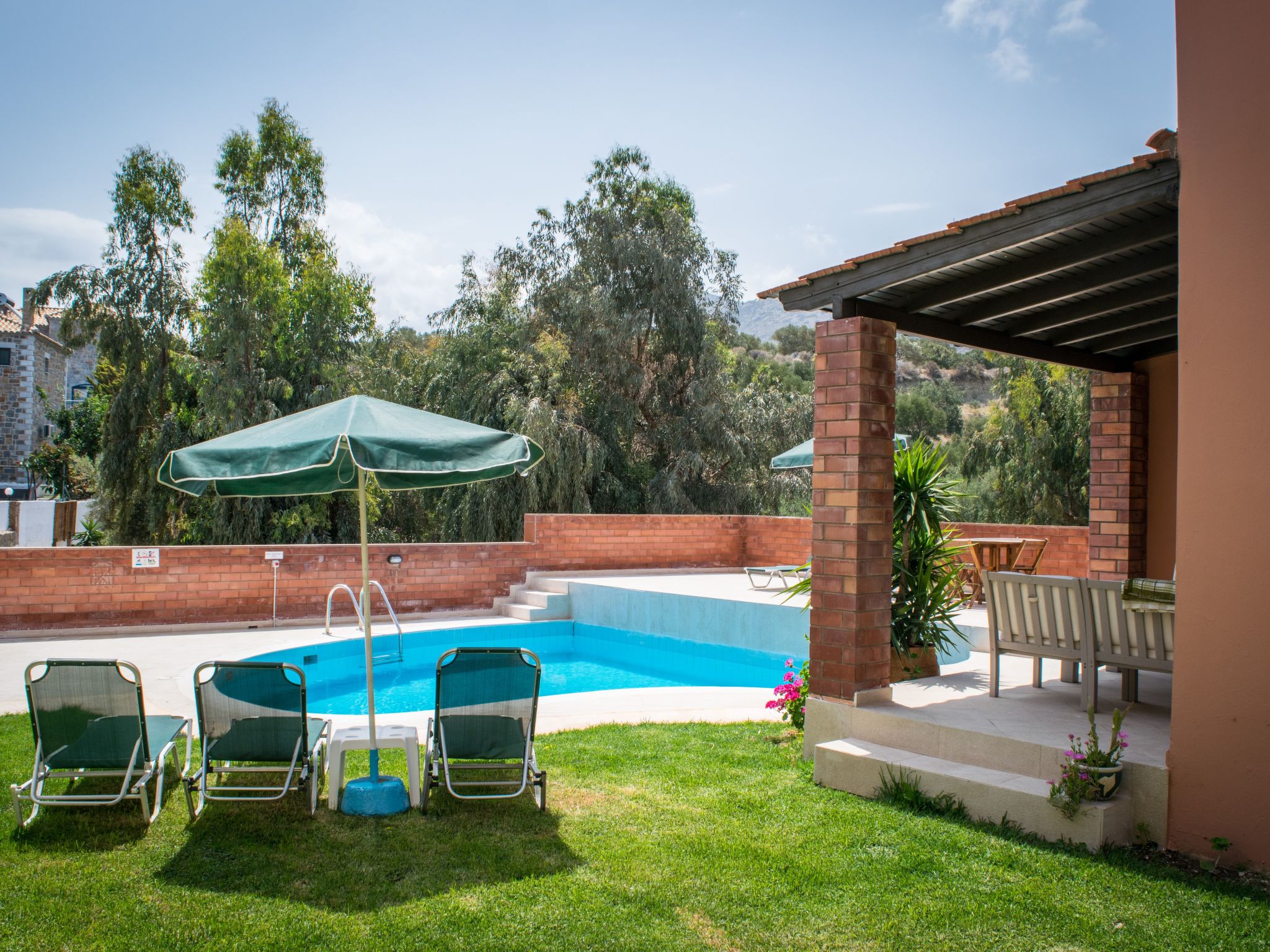 Niriides Villas_ Irida_ 2-Schlafzimmer privater Pool-Binnen