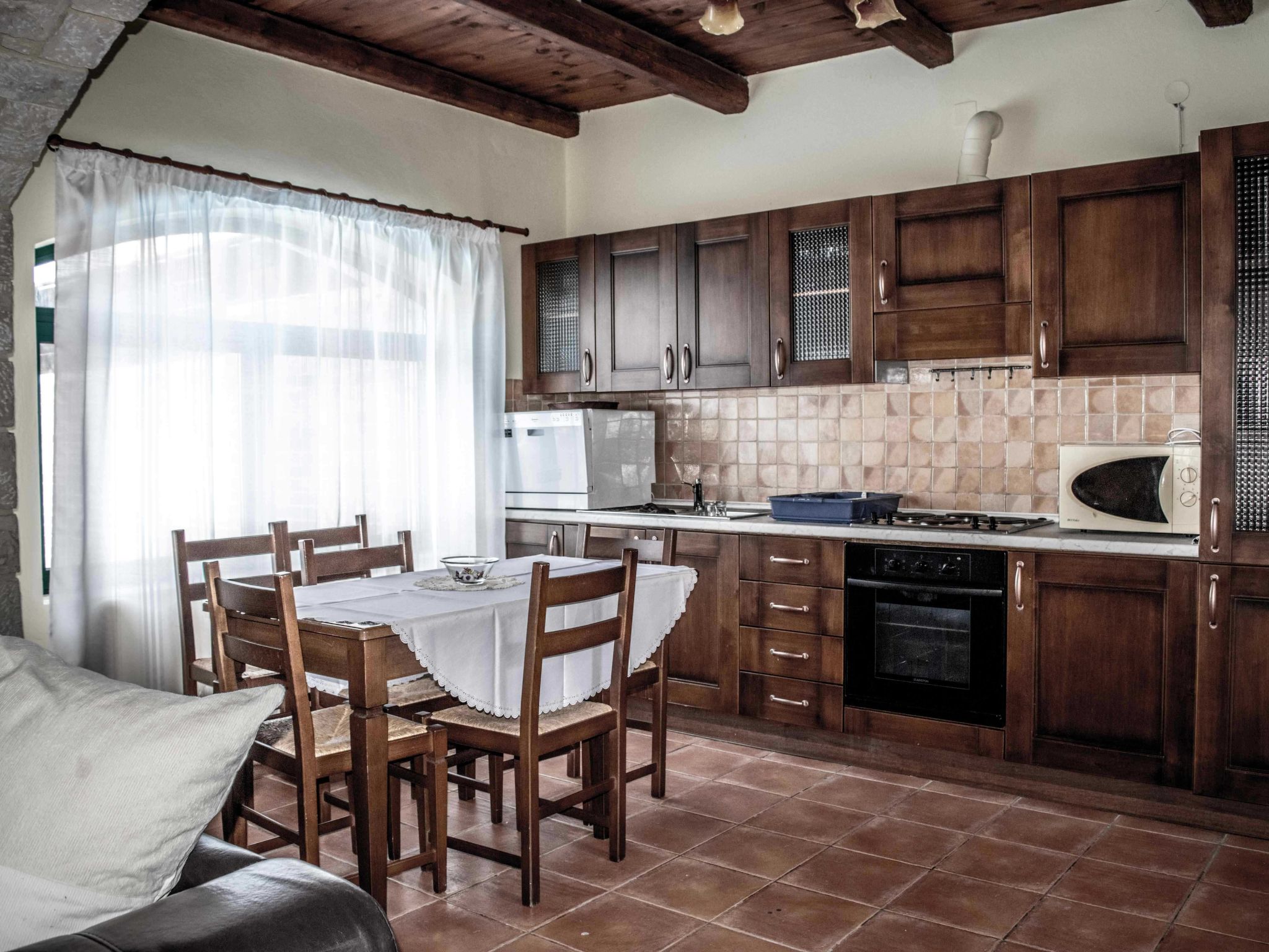 Niriides Villas_ Thetis_ 3-Schlafzimmer privater Pool-Binnen