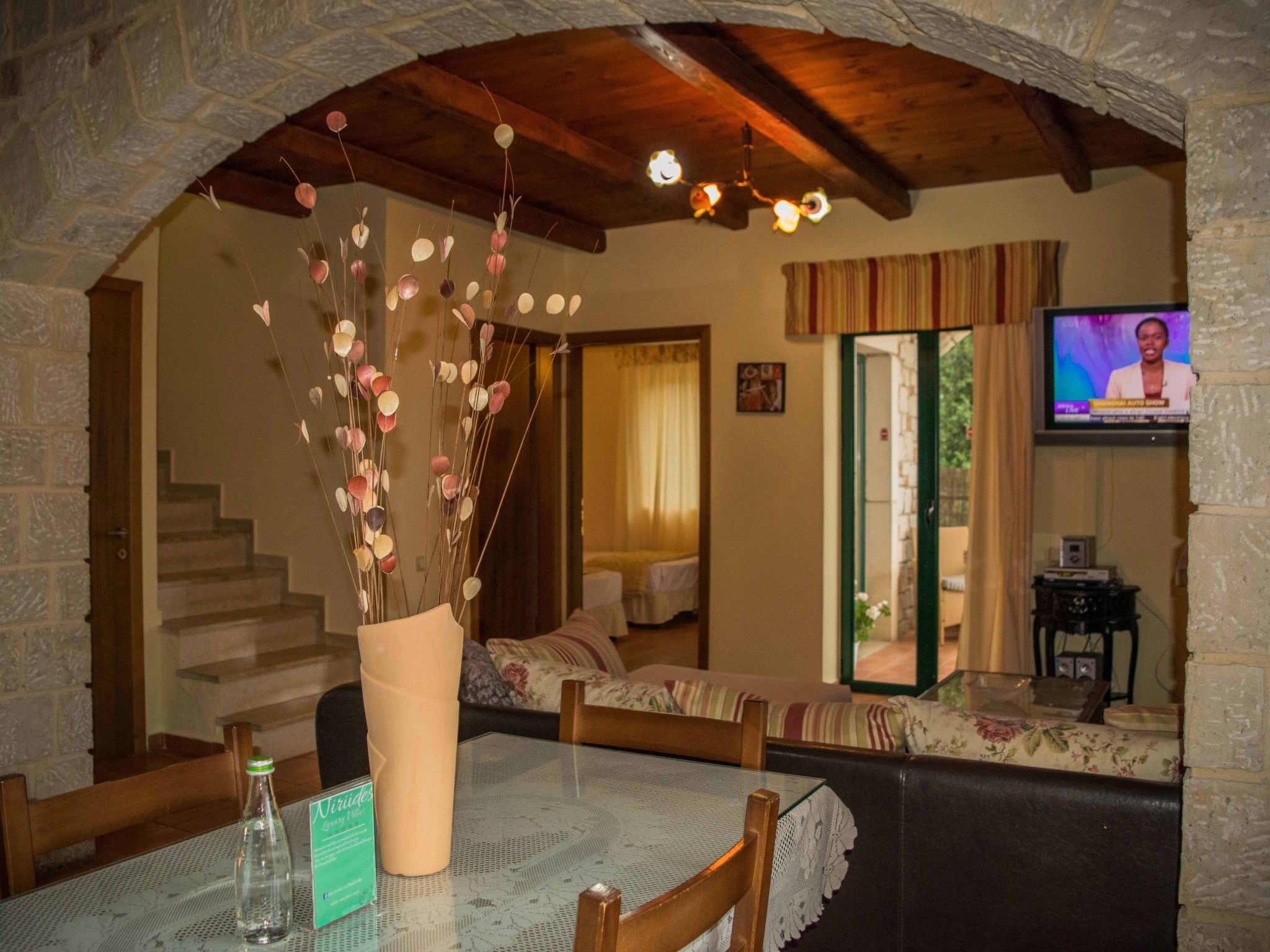 Niriides Villas_ Thetis_ 3-Schlafzimmer privater Pool-Binnen