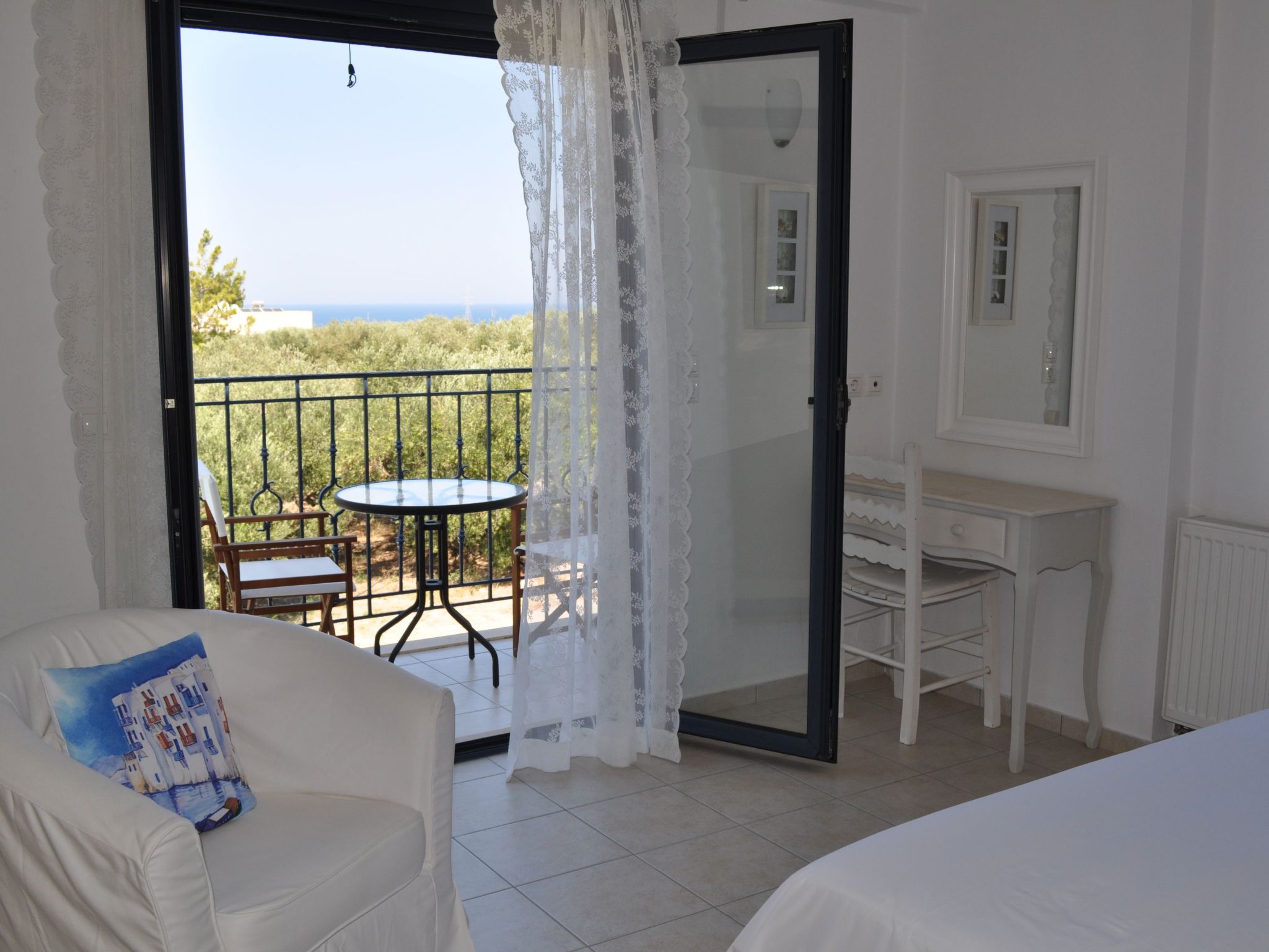 Nefeli Blue Villa in altem Olivenhain, Meerblick-Binnen