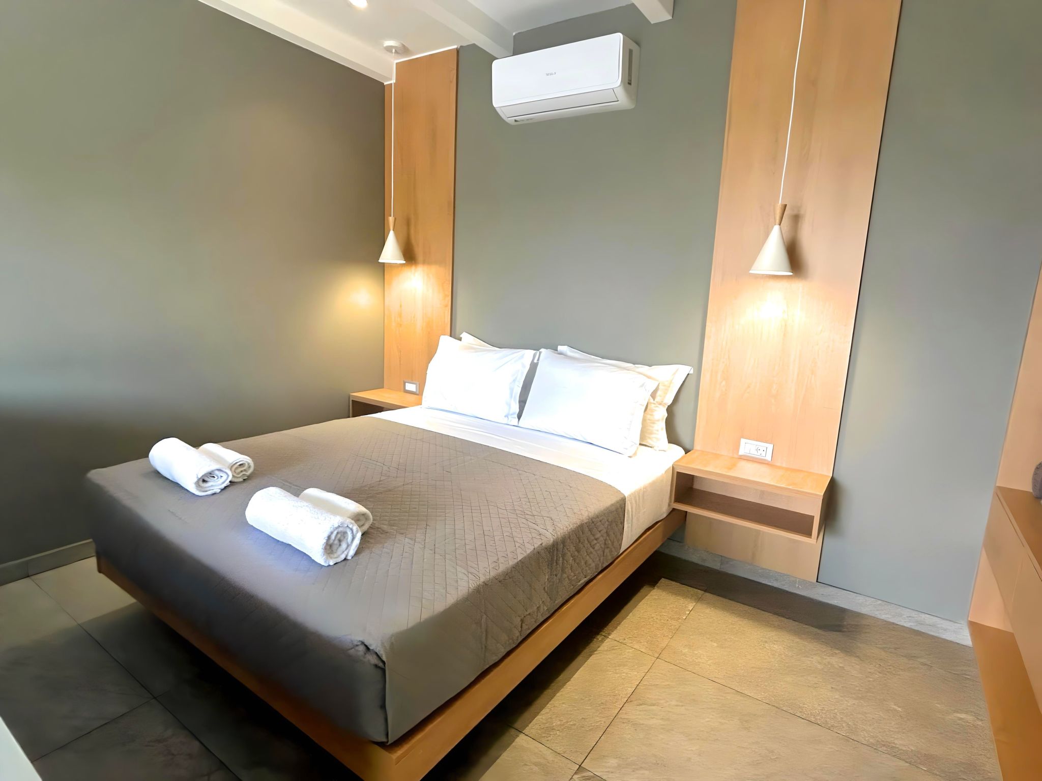 Canes Maxima Suite Privater Pool-Binnen