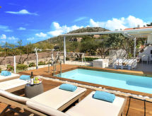 Vrijstaande villa met verwarmd privézwembad op 250m van zee in Agios Nikolaos - thumbnail 3