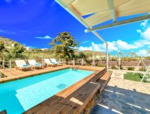 Vrijstaande villa met verwarmd privézwembad op 250m van zee in Agios Nikolaos - thumbnail 4