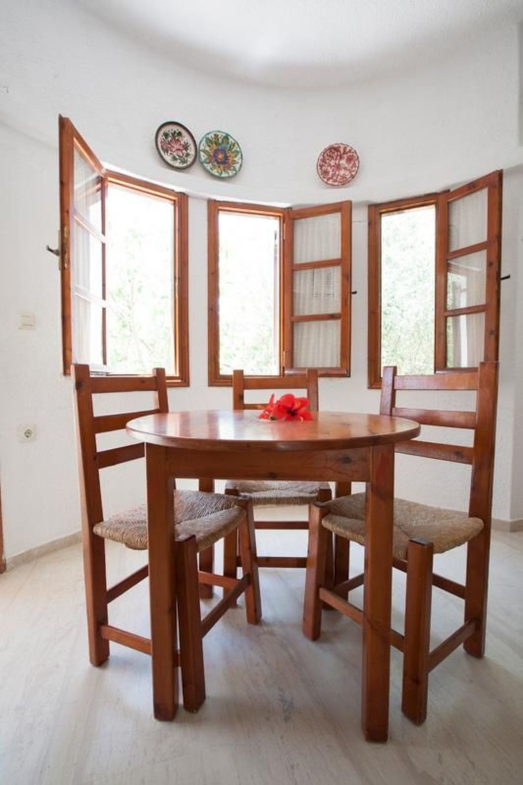 Wohnung mit Pool im Blumenparadies-Image-tags.info