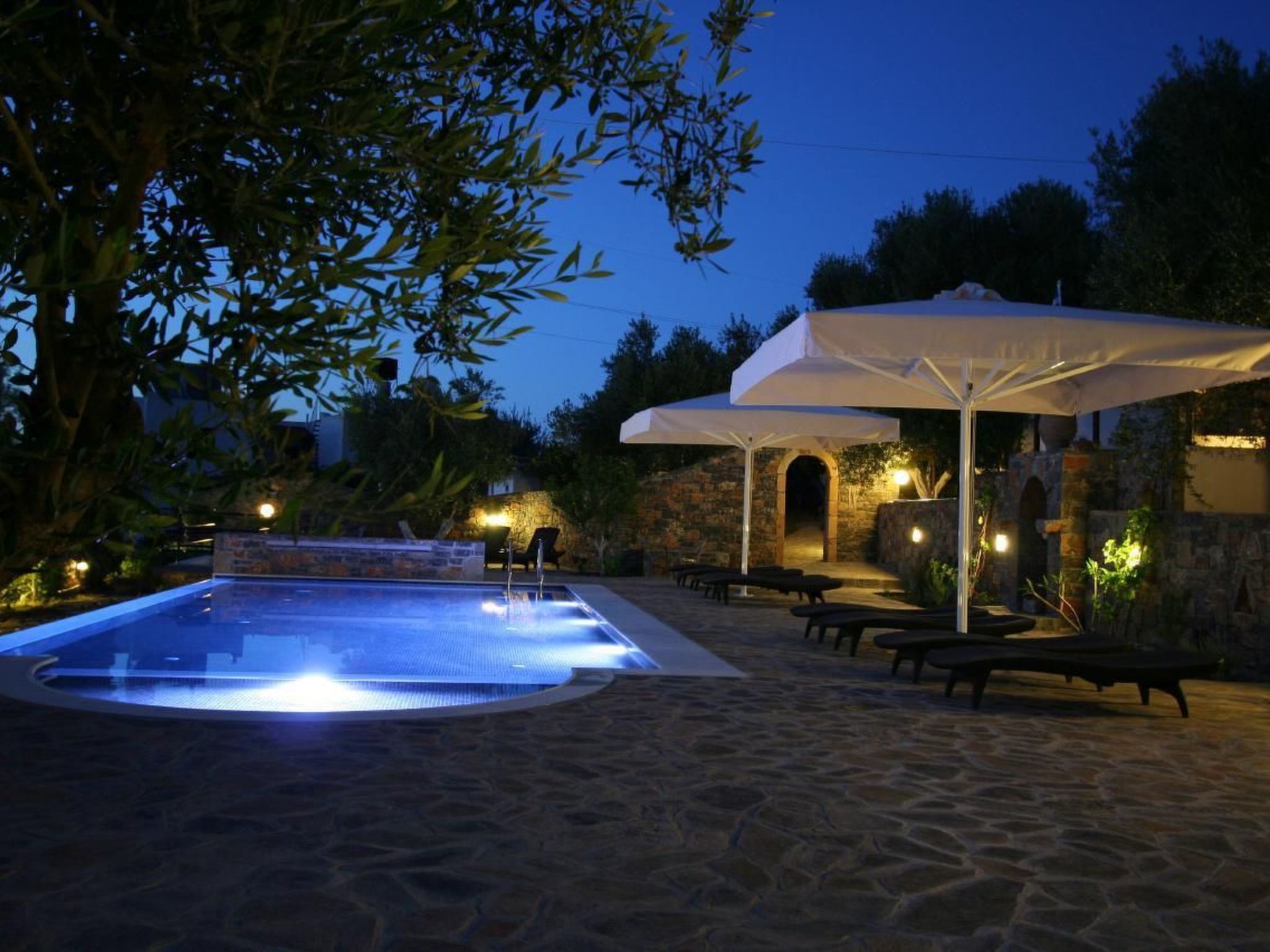 Villa Castello vier bis fünf Personen-Image-tags.info