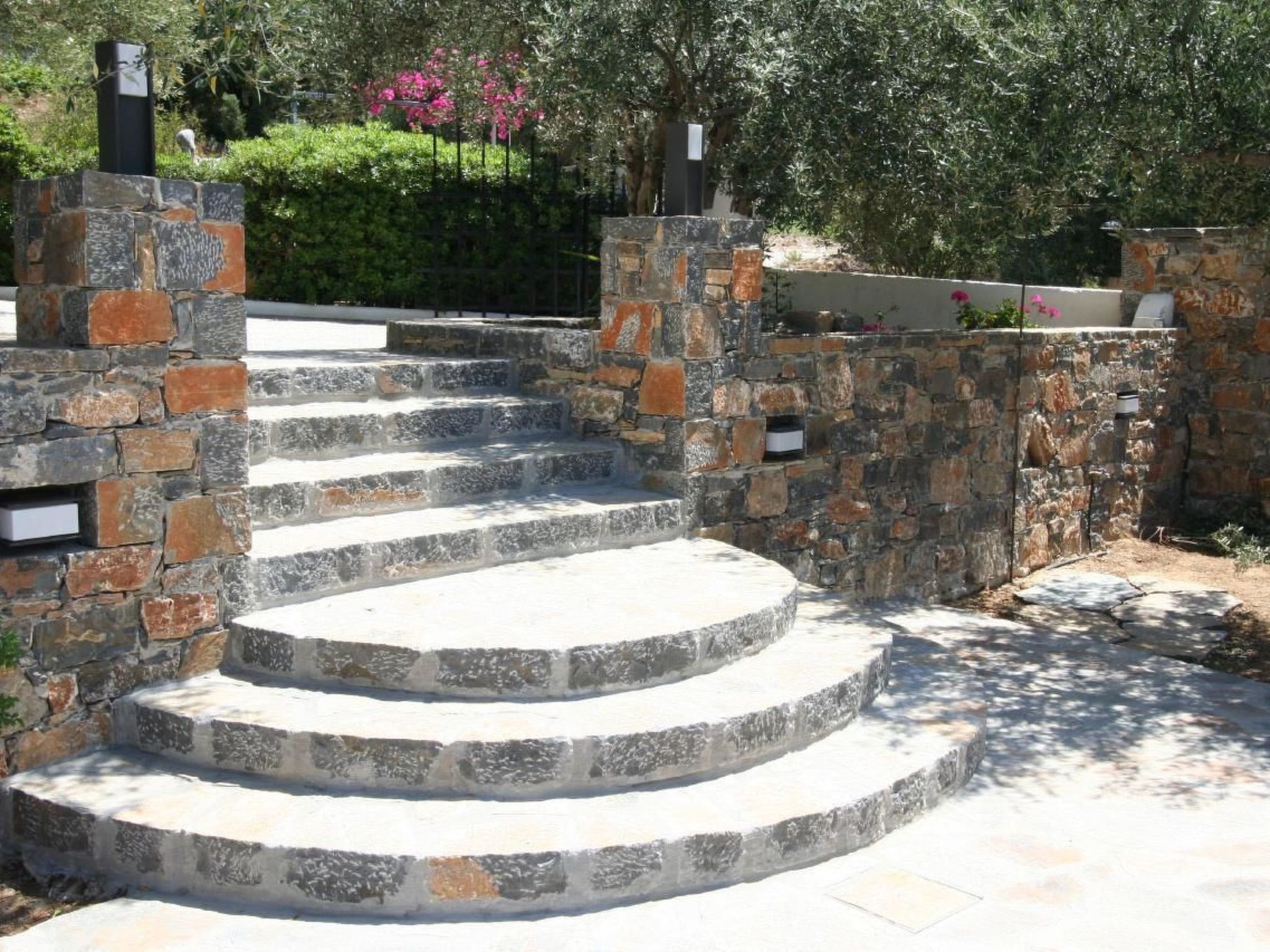 Villa Castello vier bis fünf Personen-Image-tags.info