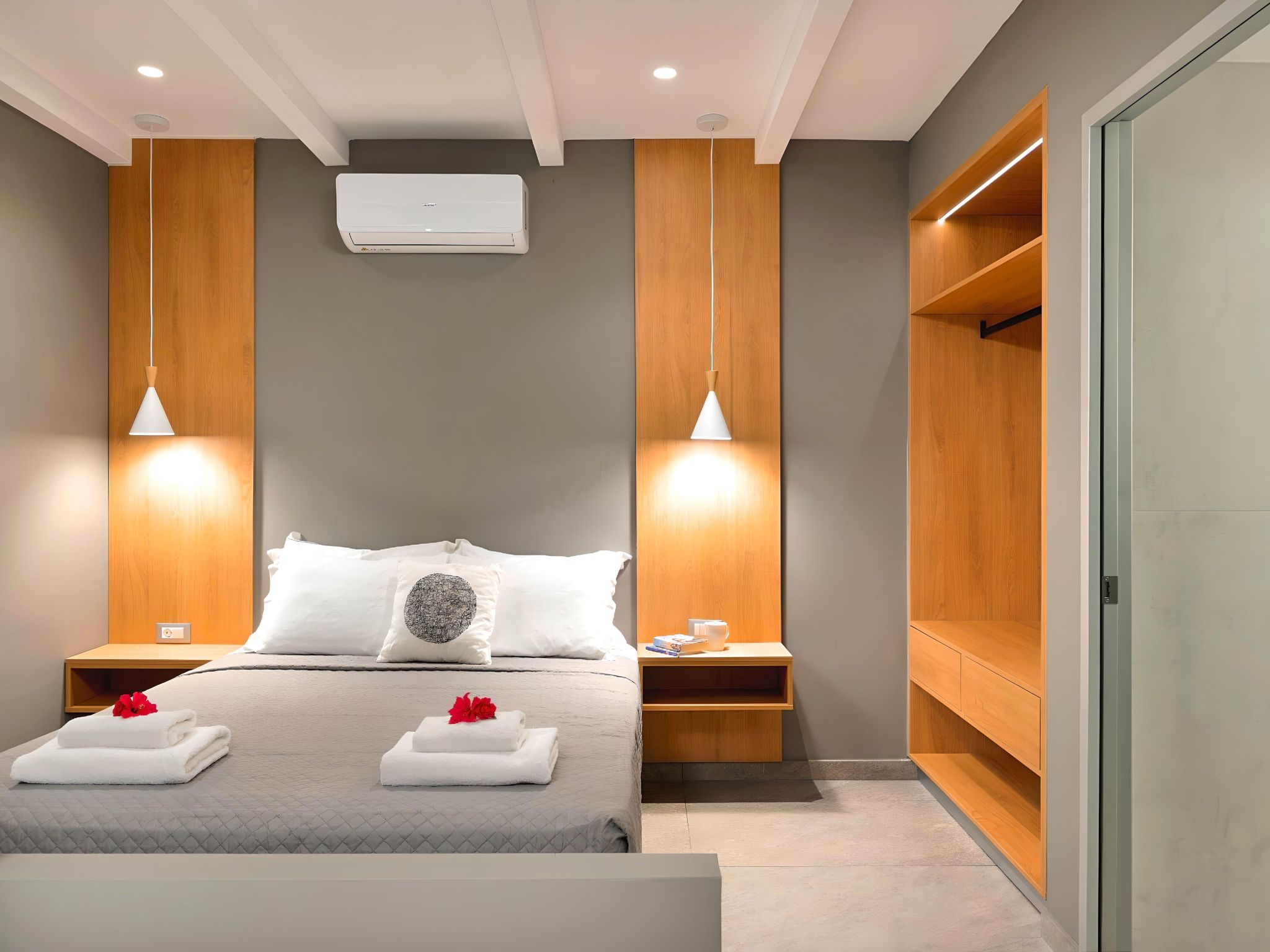 Canes Maxima Suite Privater Pool-Binnen