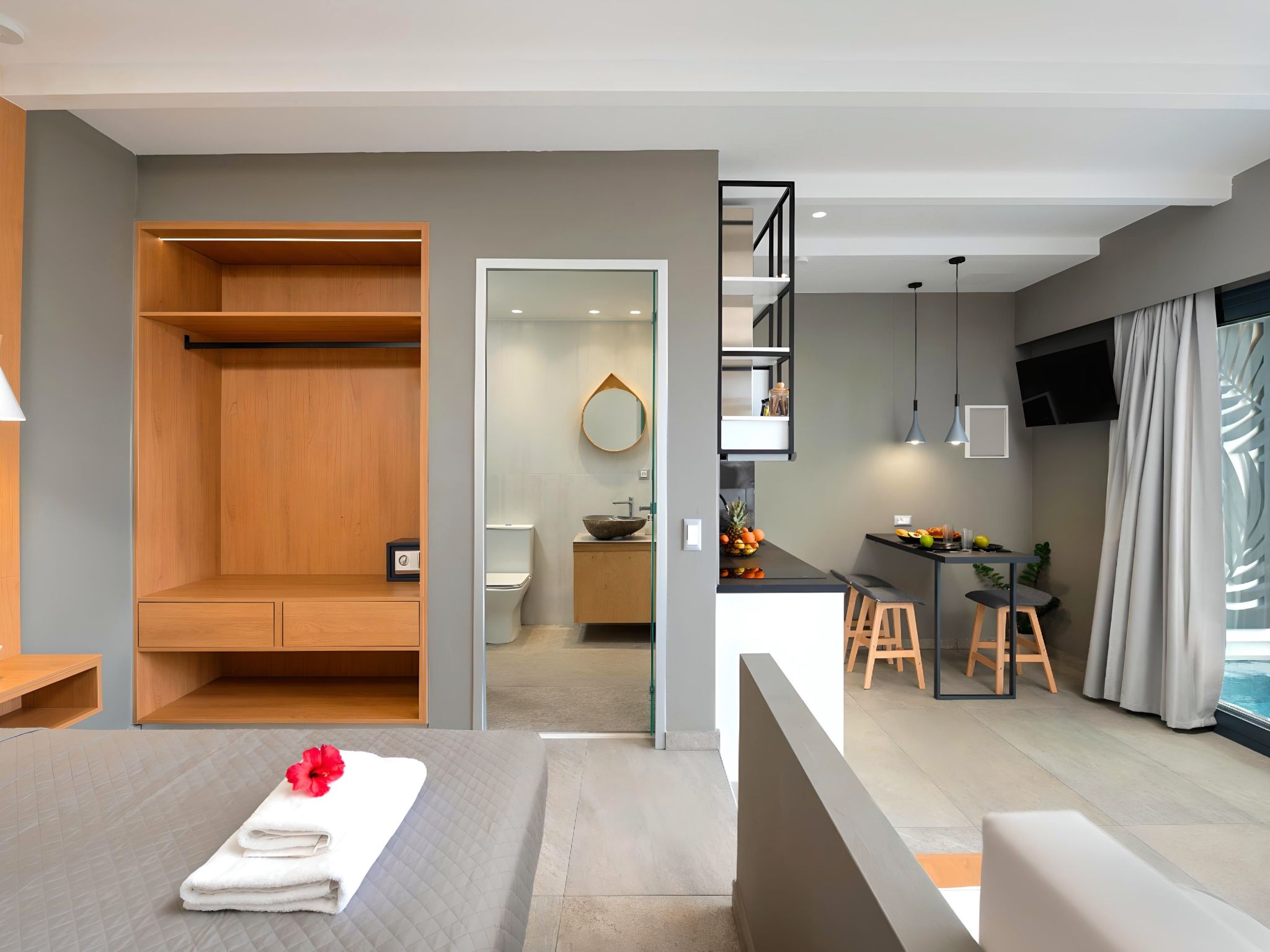 Canes Maxima Suite Privater Pool-Binnen