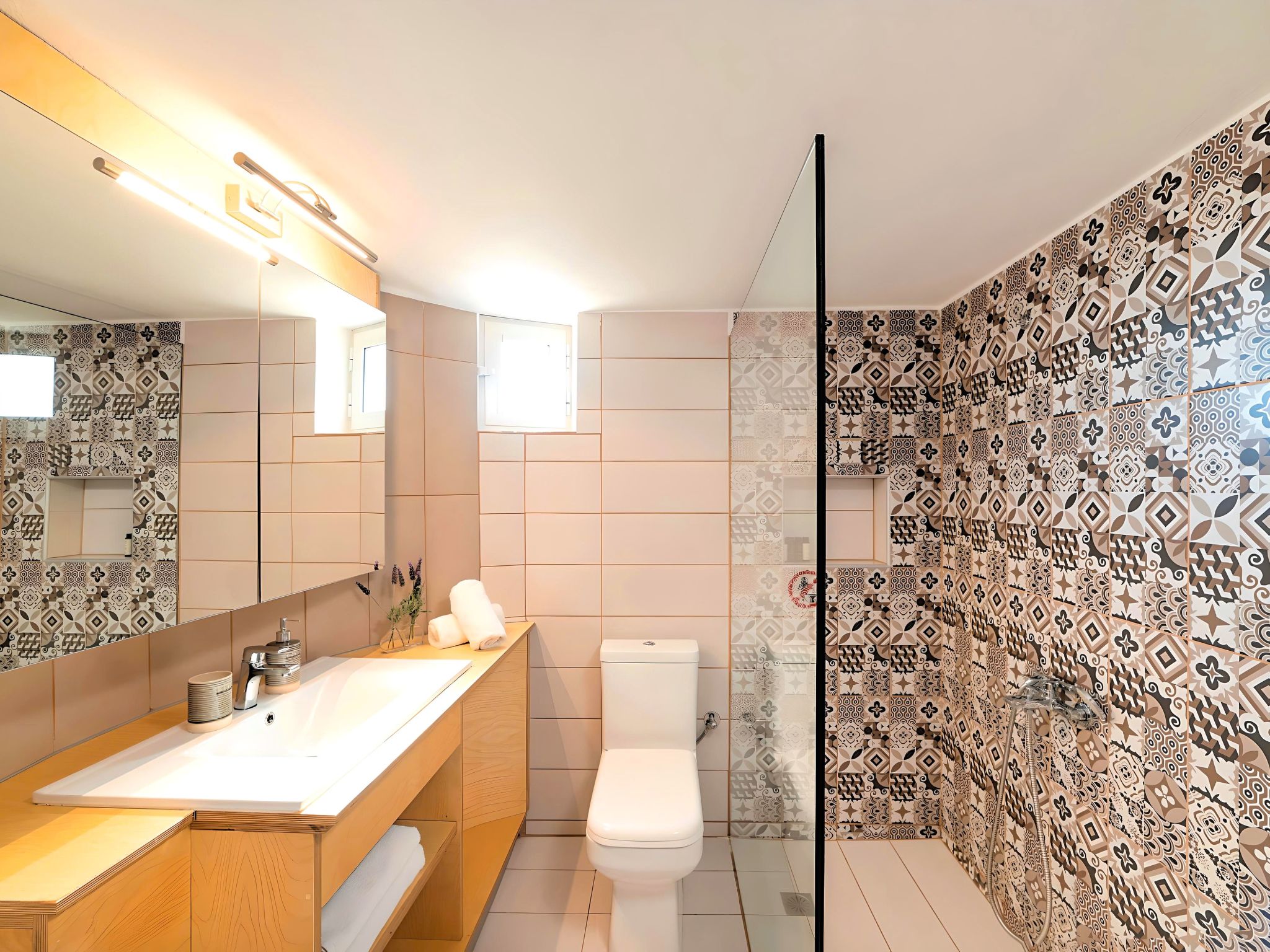 Ferienvilla "Canes" mit Blick auf das Wasser-Image-tags.info