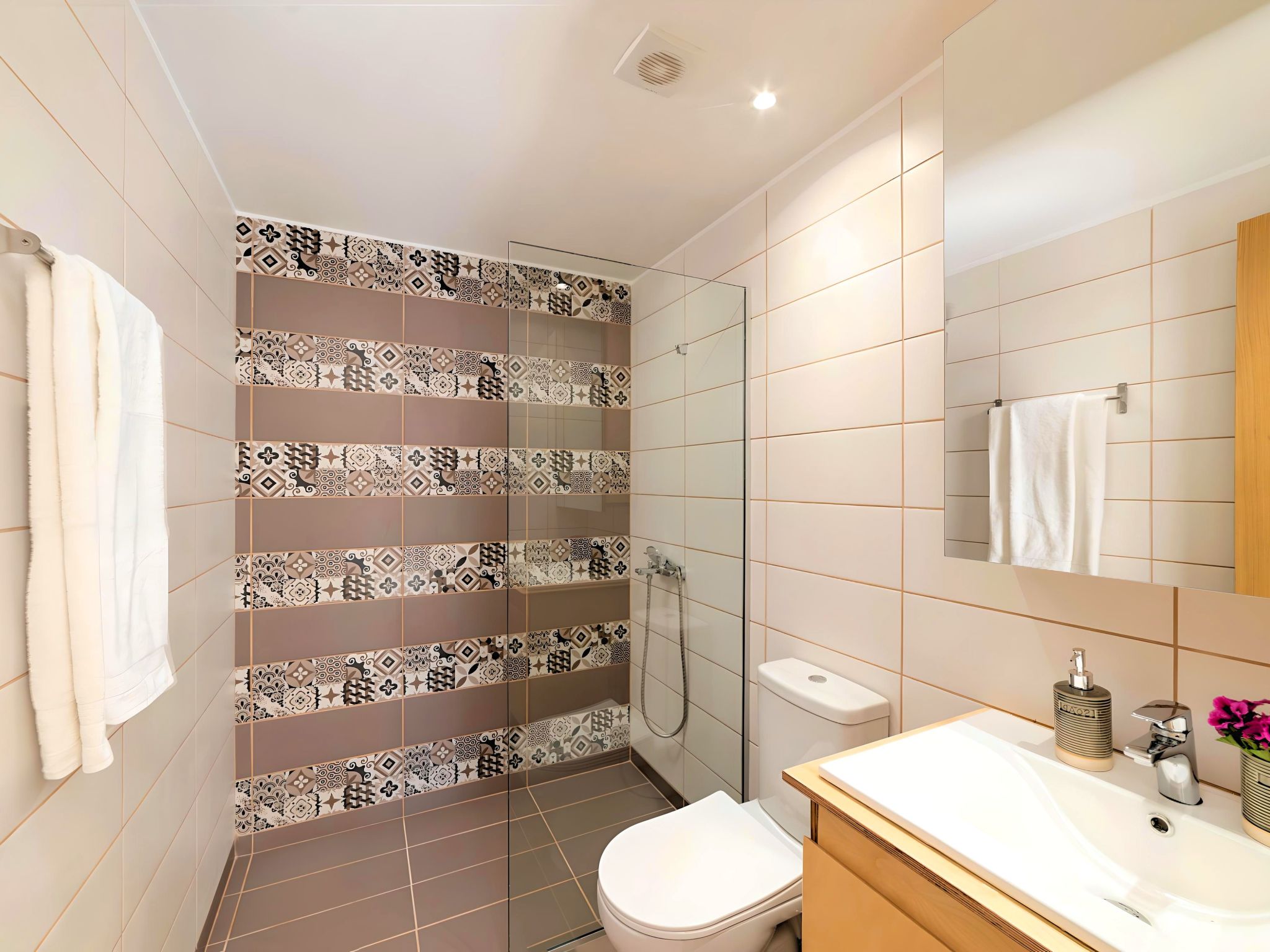 Ferienvilla "Canes" mit Blick auf das Wasser-Image-tags.info