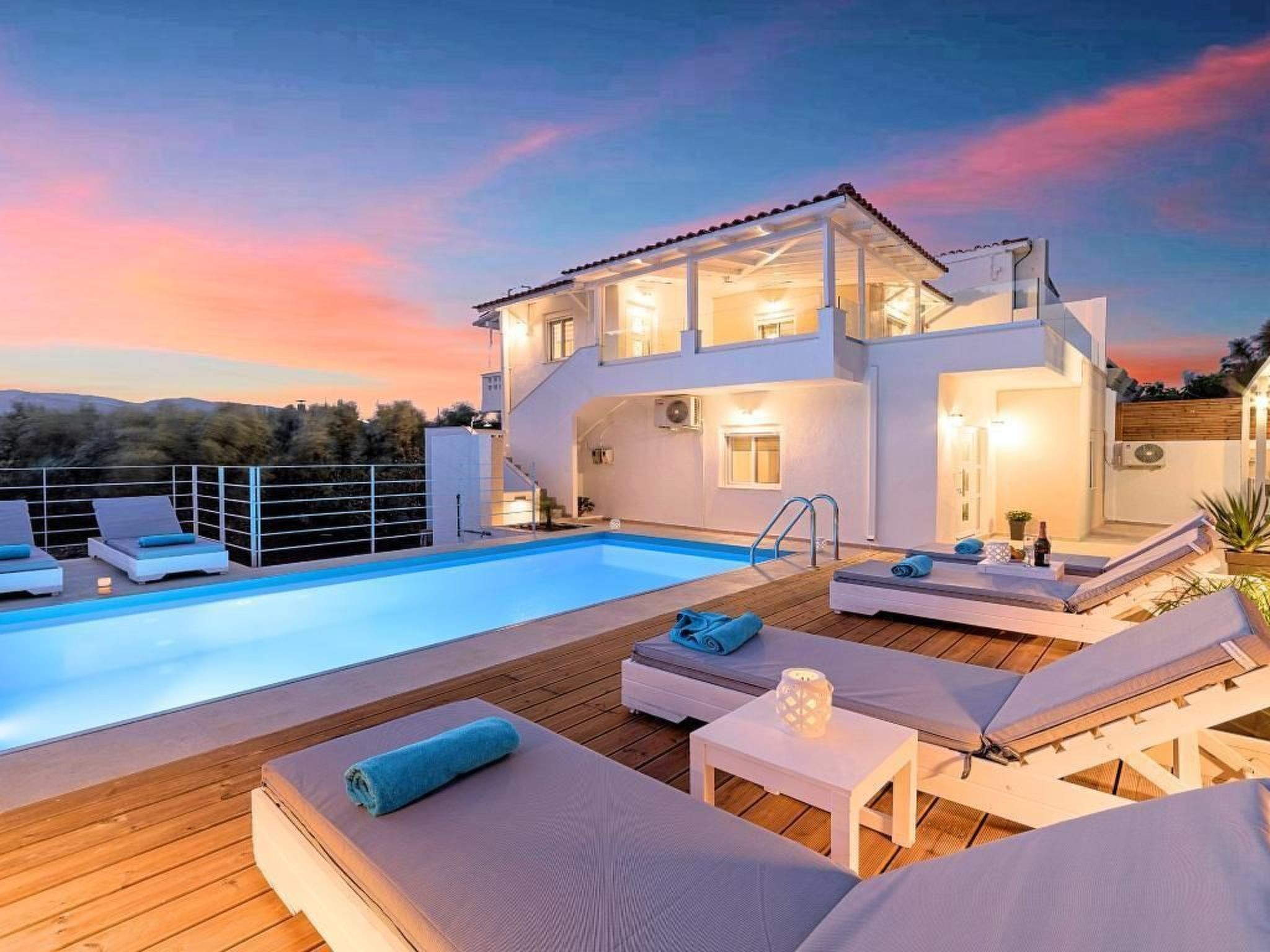 Villa "Etoile Villa" mit Blick auf das Wasser