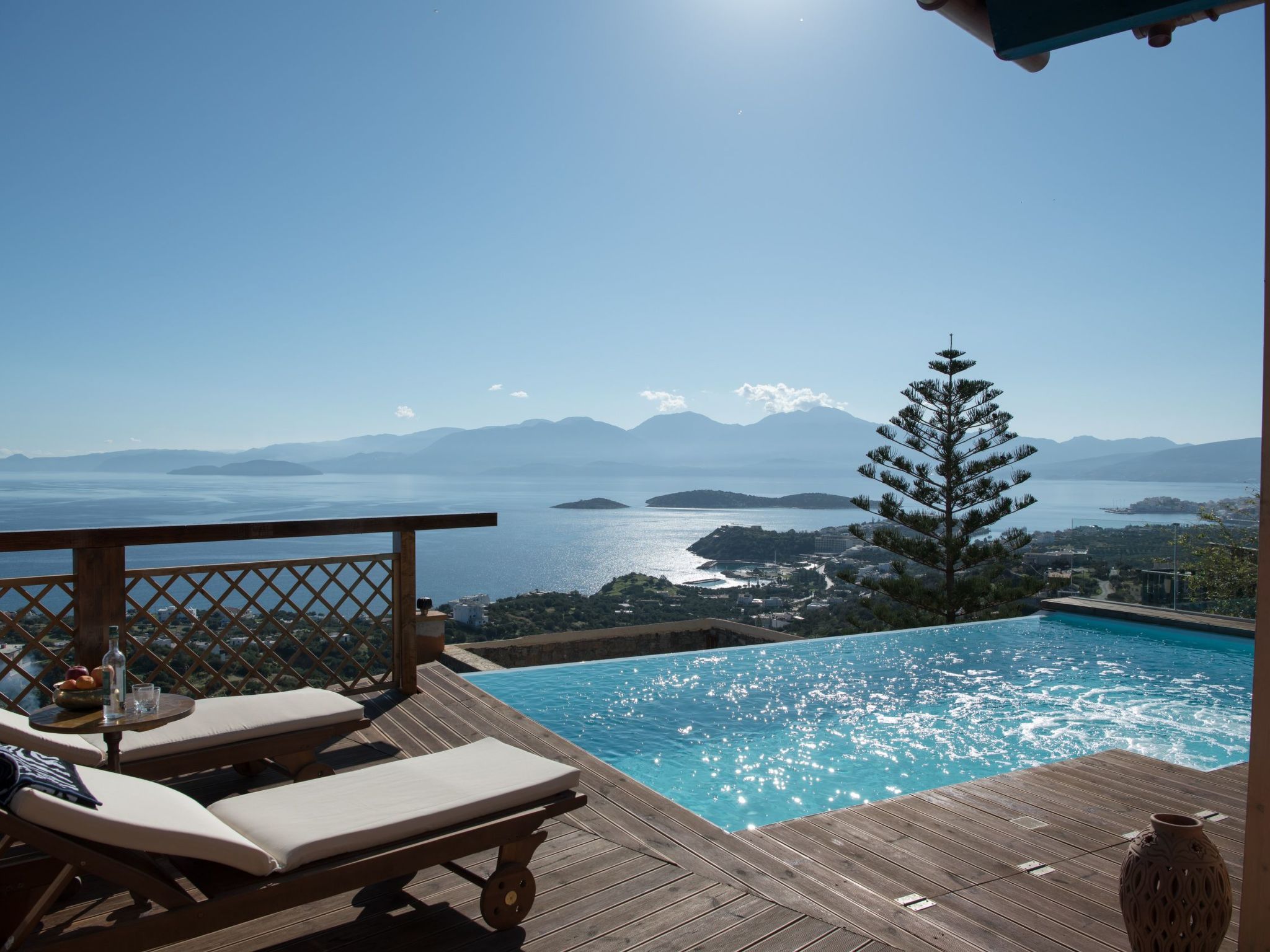 Villa "Mirabello suites" mit herrlicher Aussicht-Binnen