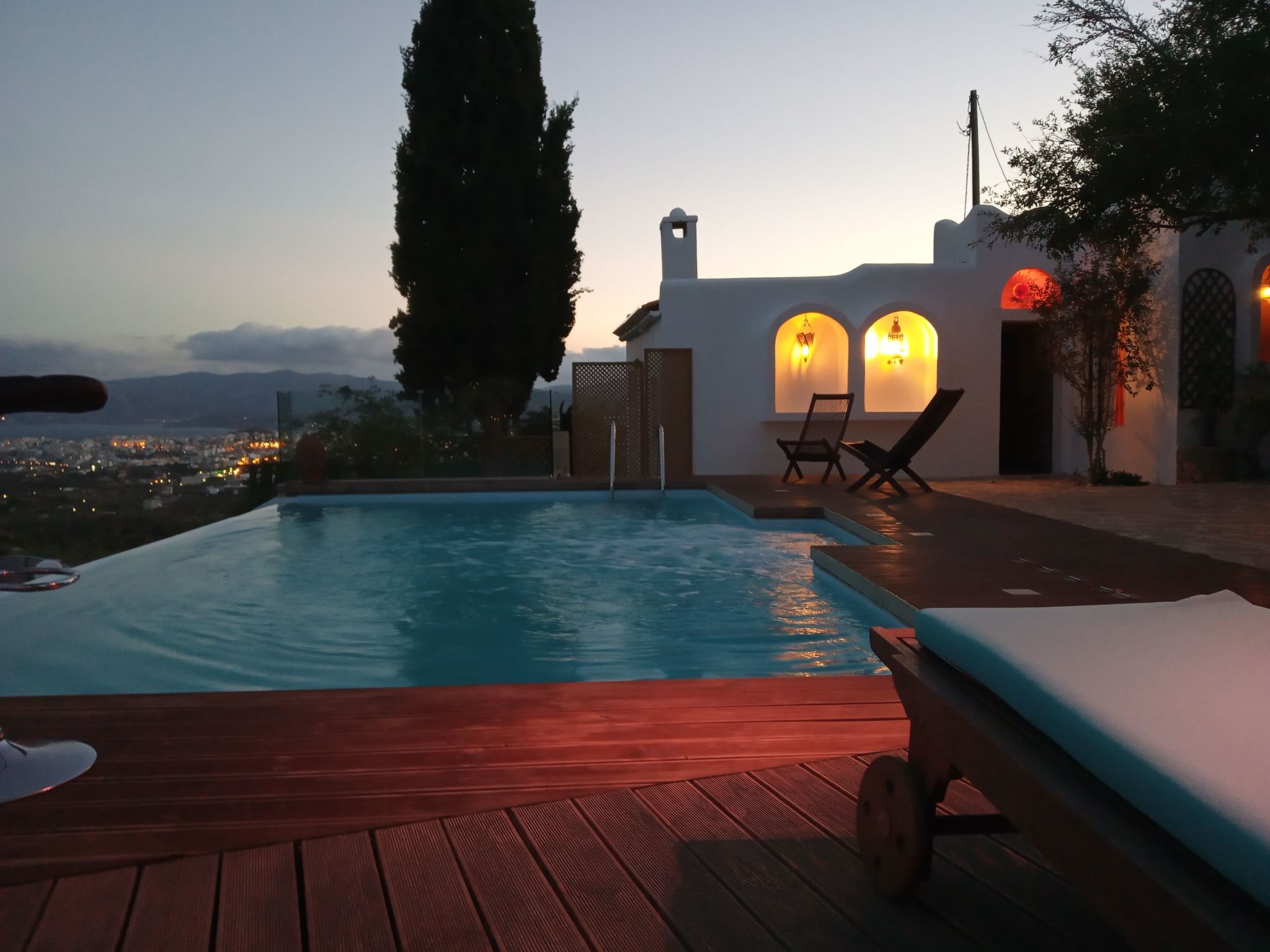 Villa "Mirabello suites" mit herrlicher Aussicht-Binnen