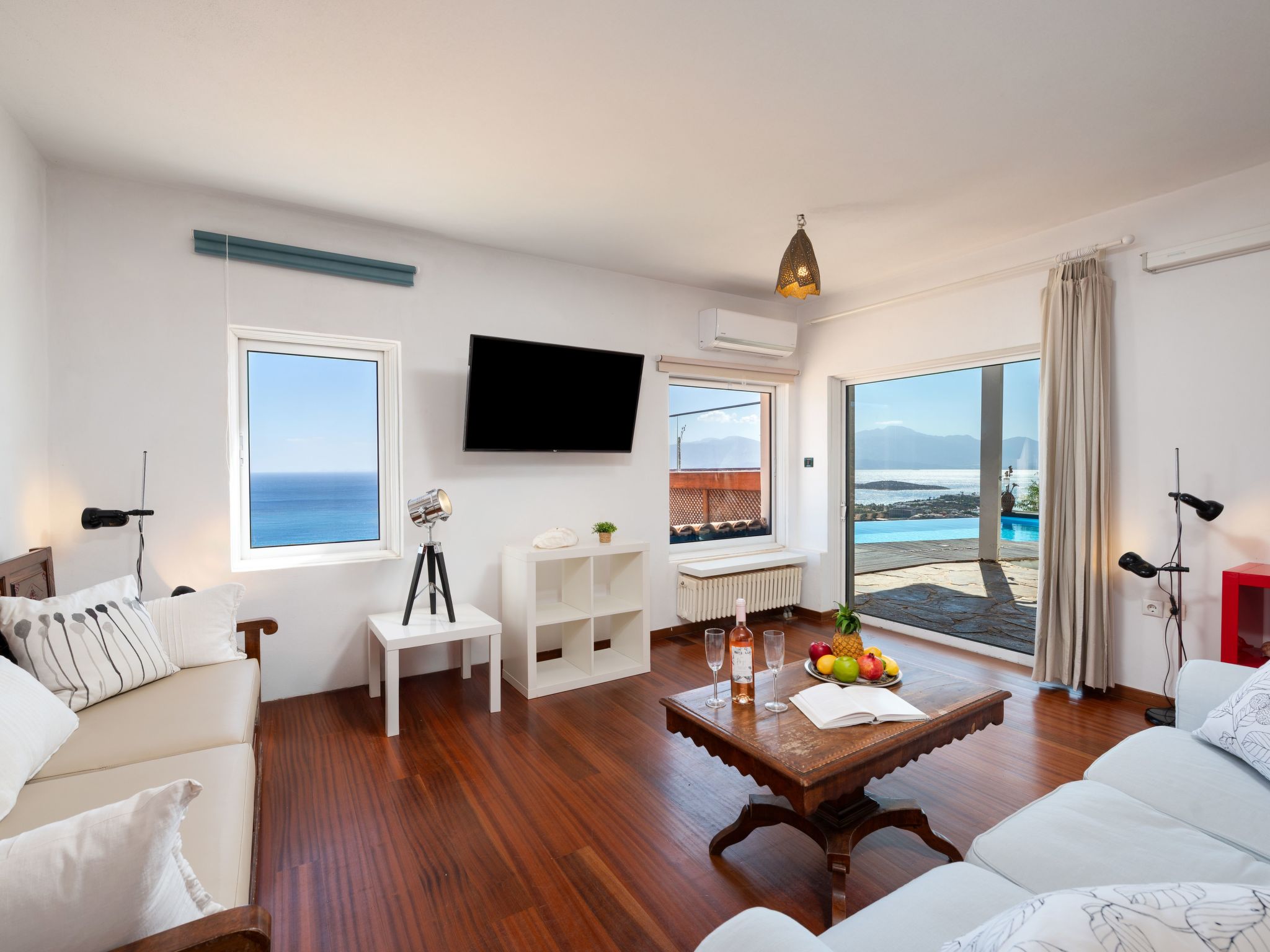 Villa "Mirabello suites" mit herrlicher Aussicht-Binnen